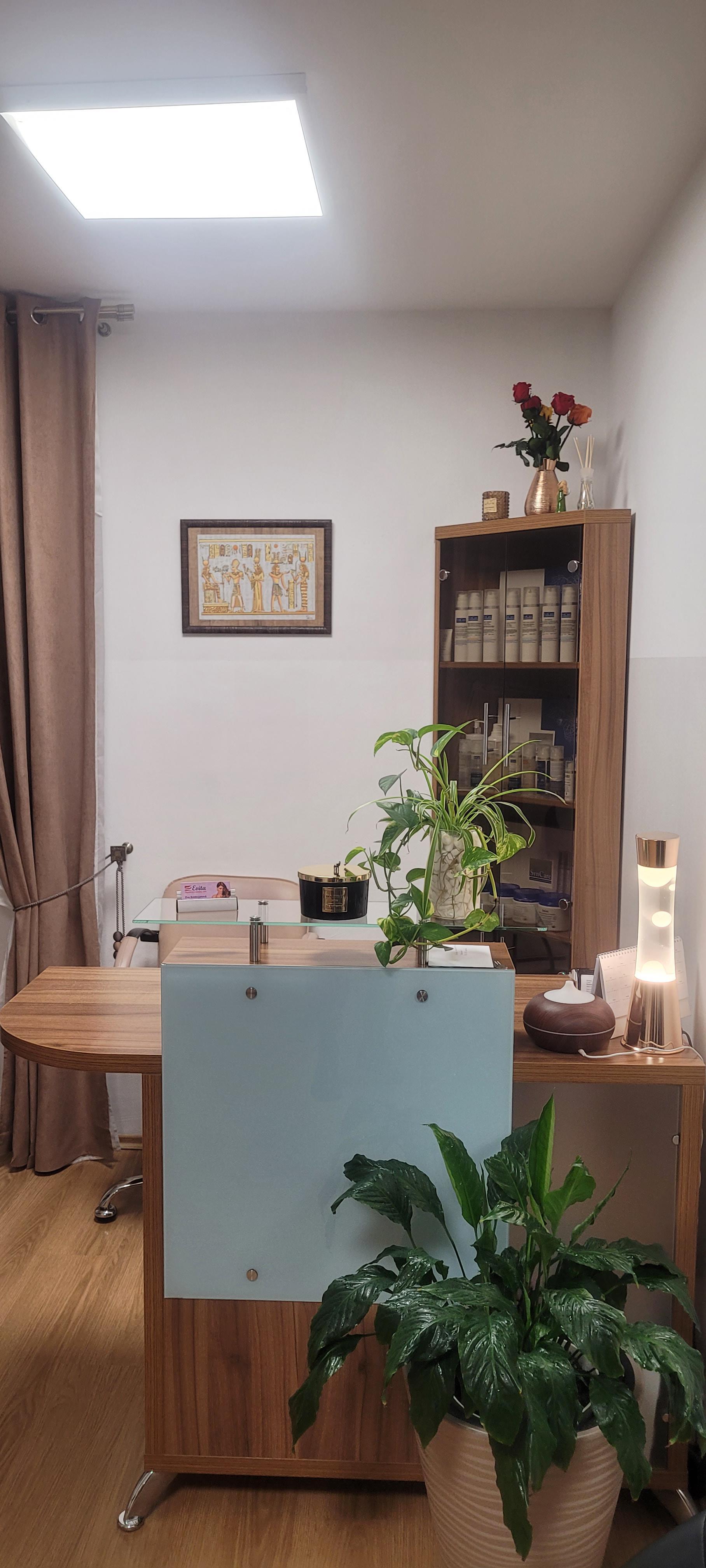 KOZMETICKÝ A MASÁŽNY SALÓN EVITA