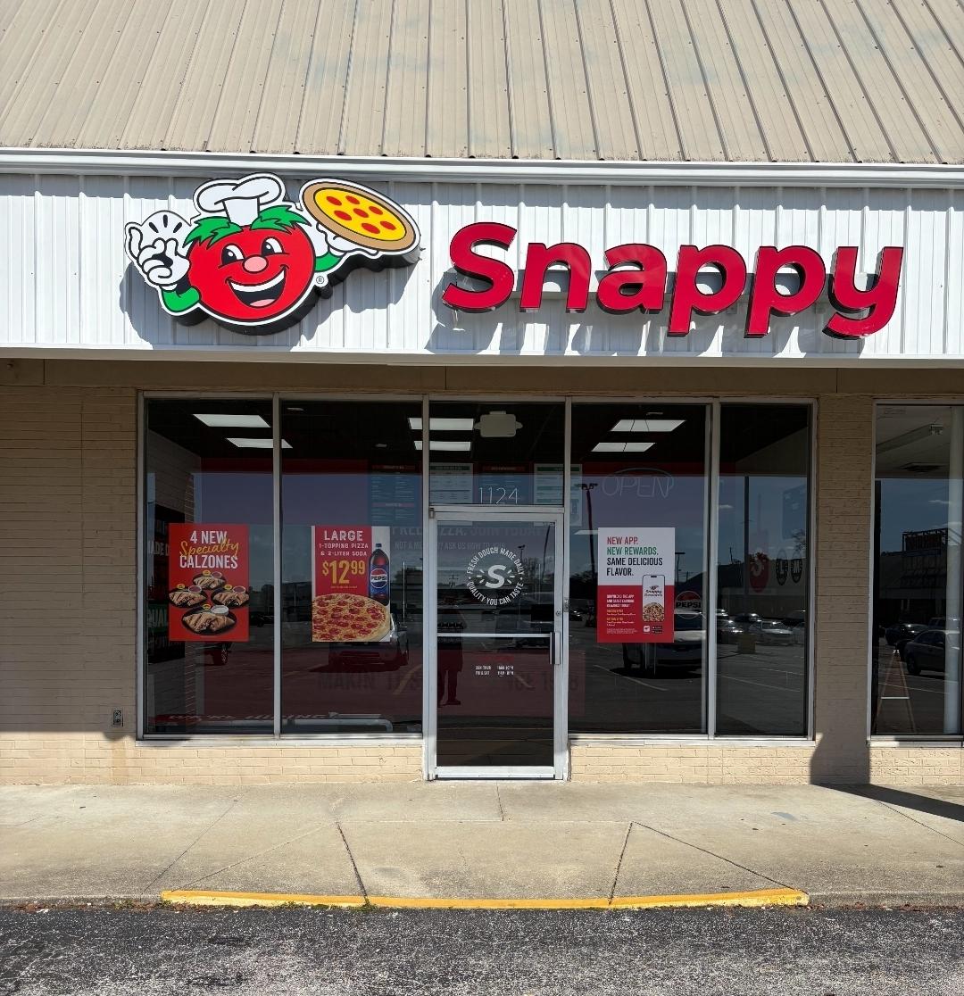 Snappy Tomato Pizza