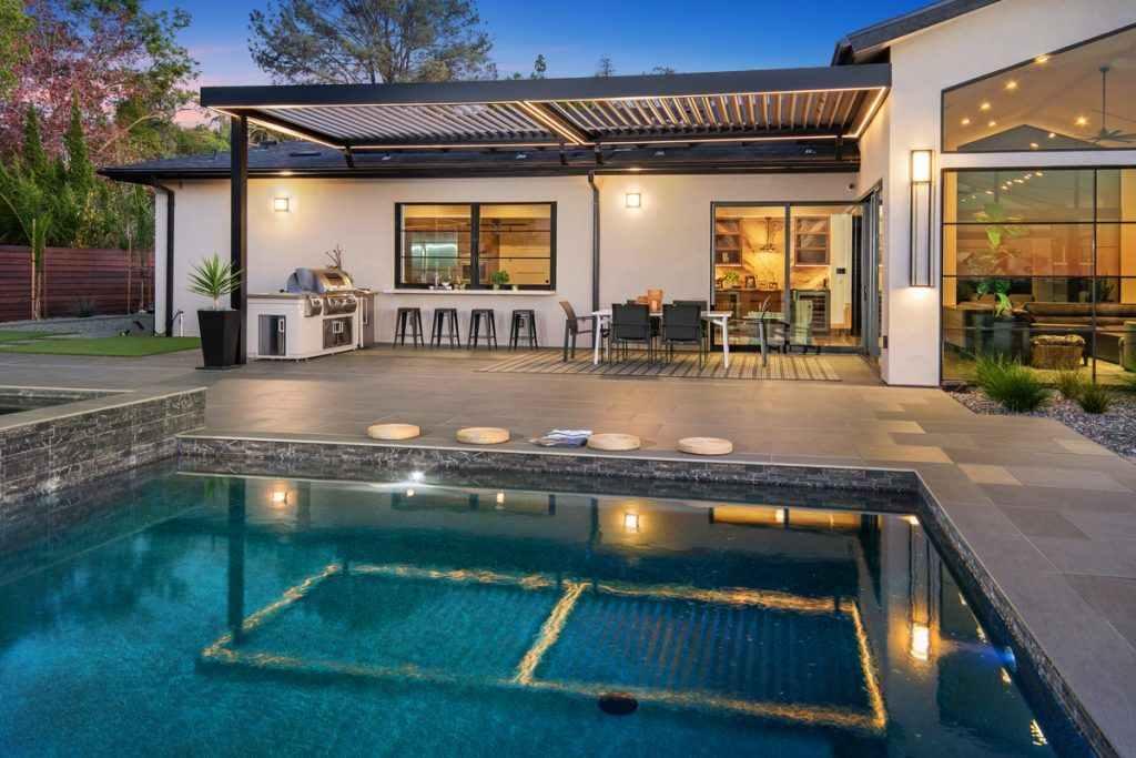 CCB Outdoor Living & Construction