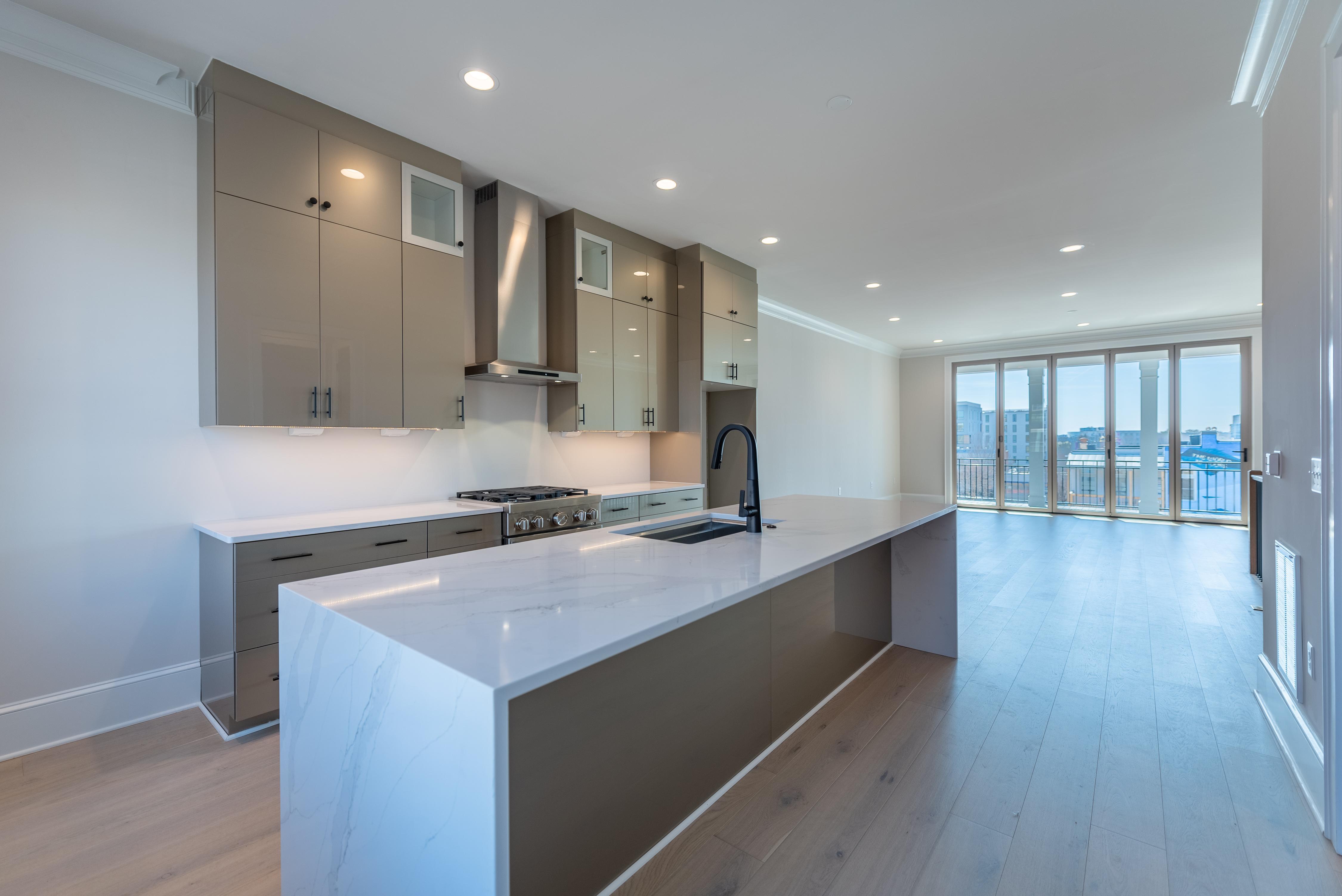 Eagle Construction at Foushee Mews