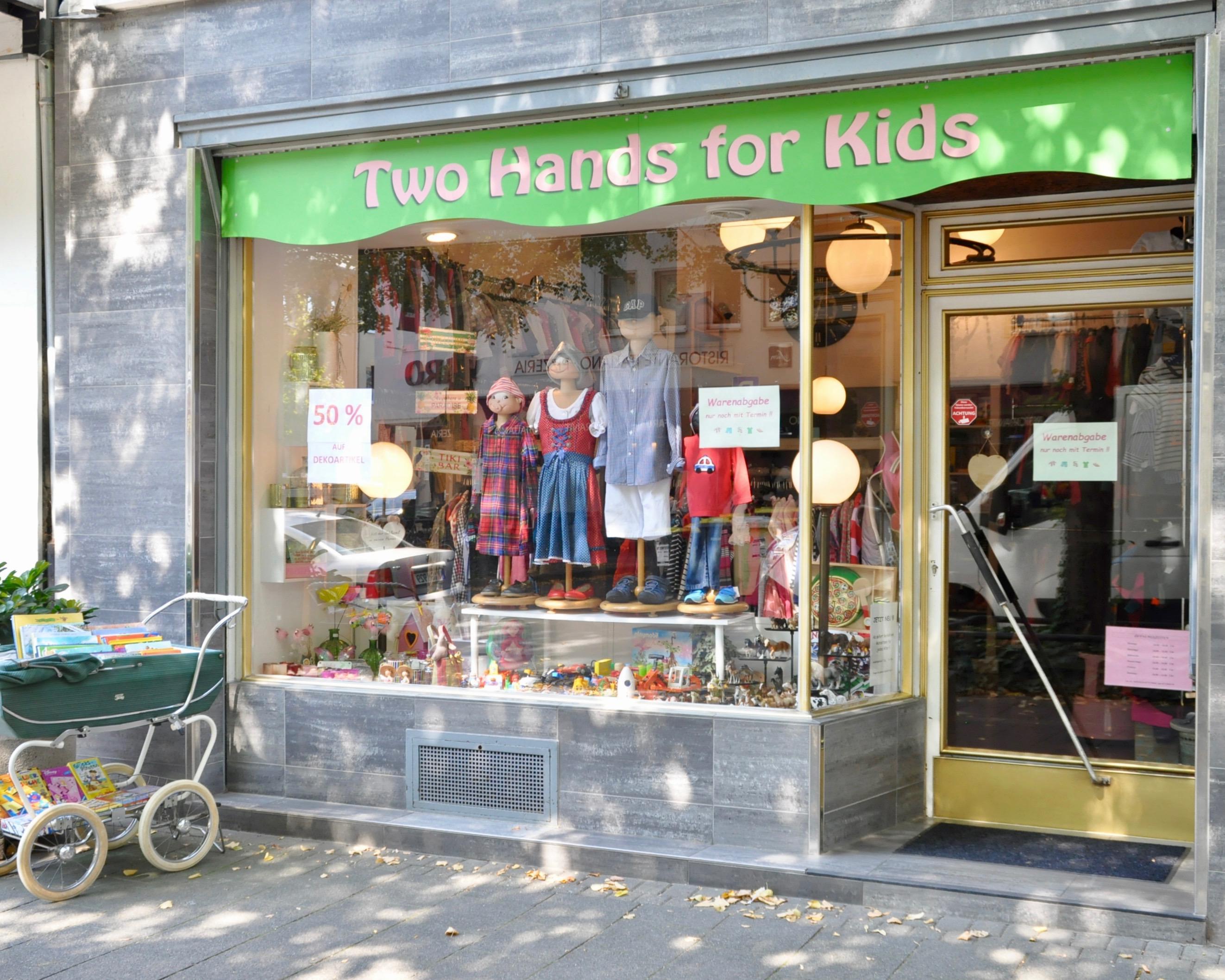 Two Hands for Kids I Kindermode Köln | Neu & Second Hand