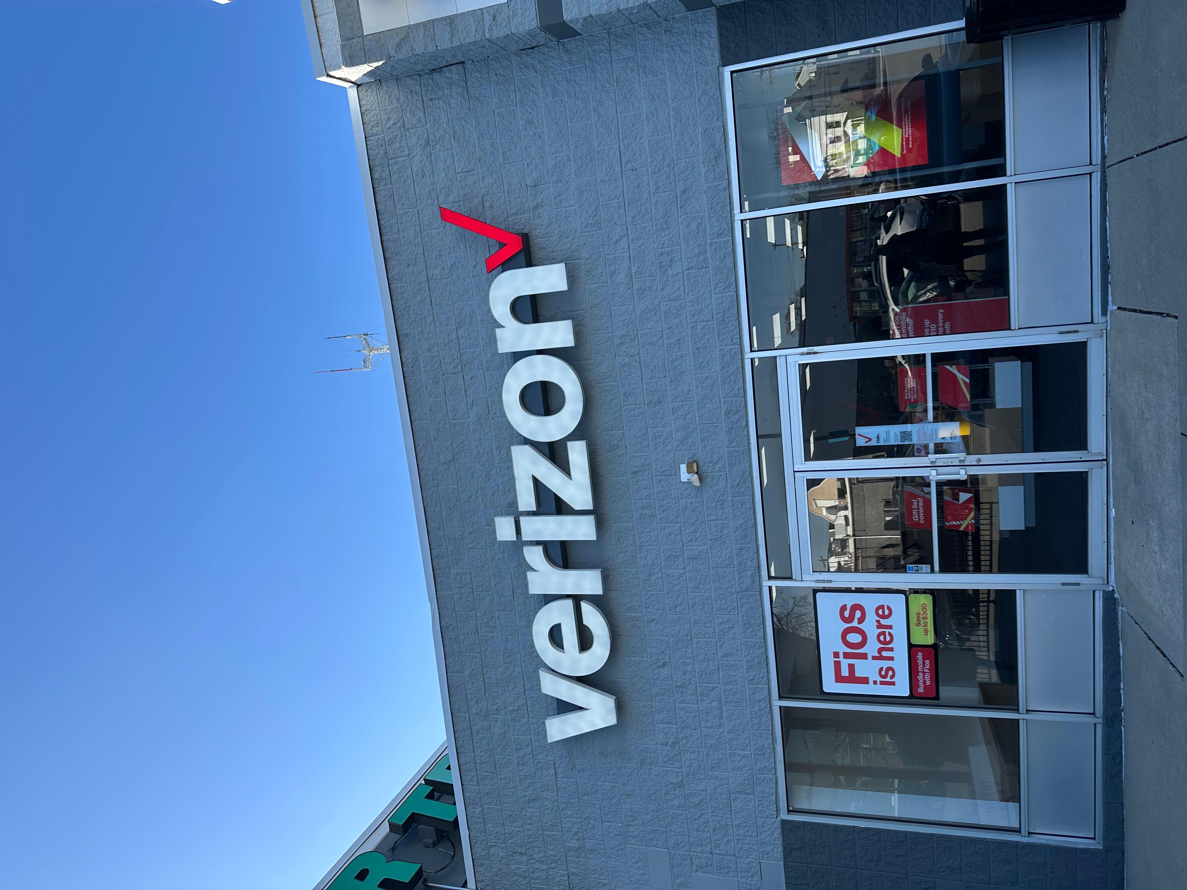 Verizon, 7110 Ridge Ave, Philadelphia, PA 19128, US - MapQuest