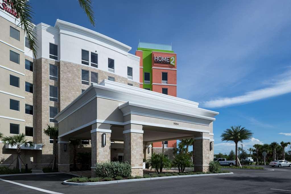 Hampton Inn & Suites Cape Canaveral Cruise Port