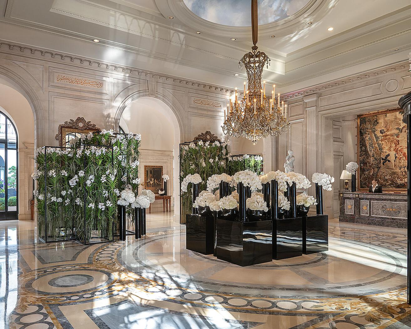 Four Seasons Hotel George V, Paris