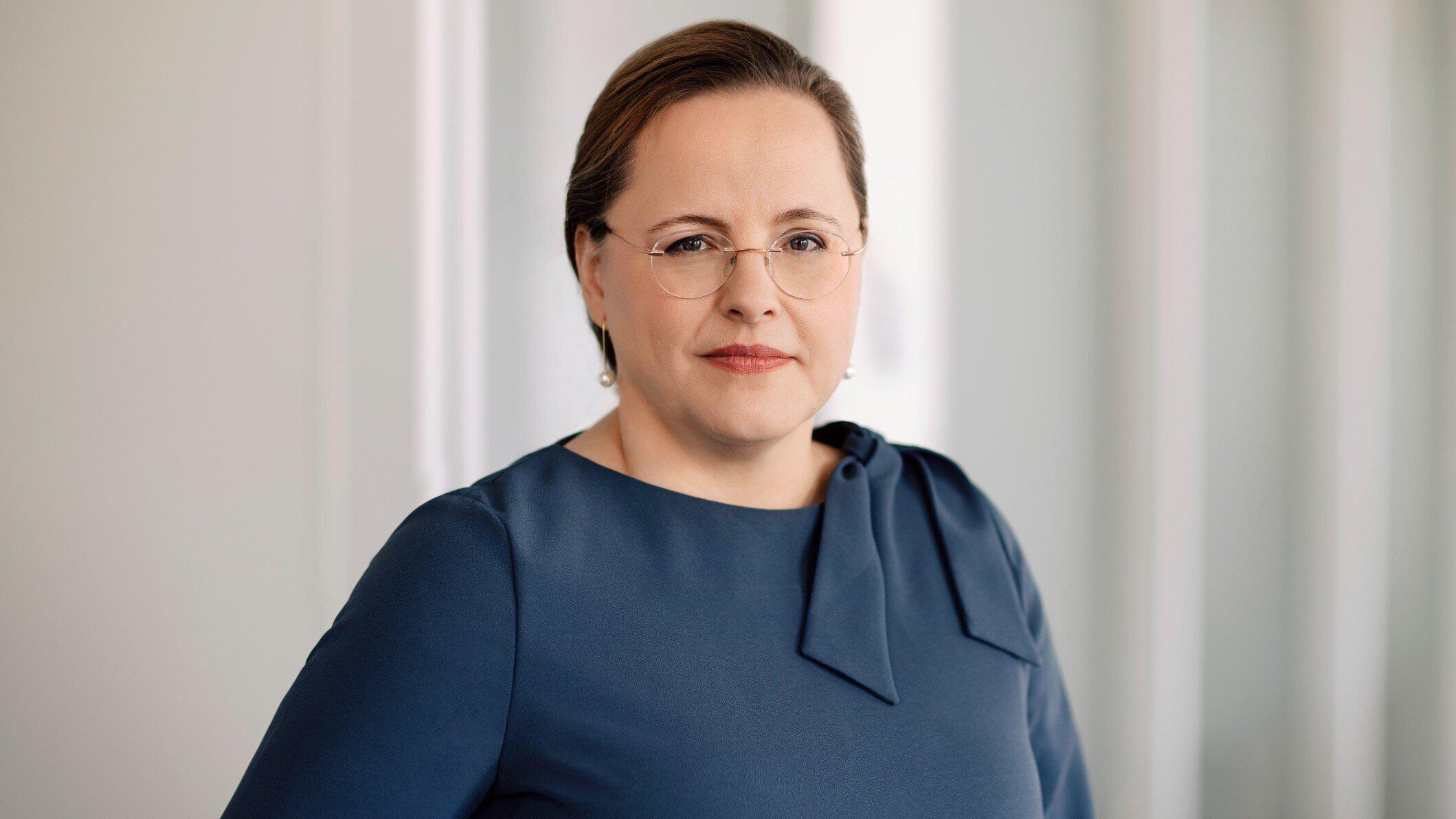 Rechtsanwältin und Notarin Friederike Schröder