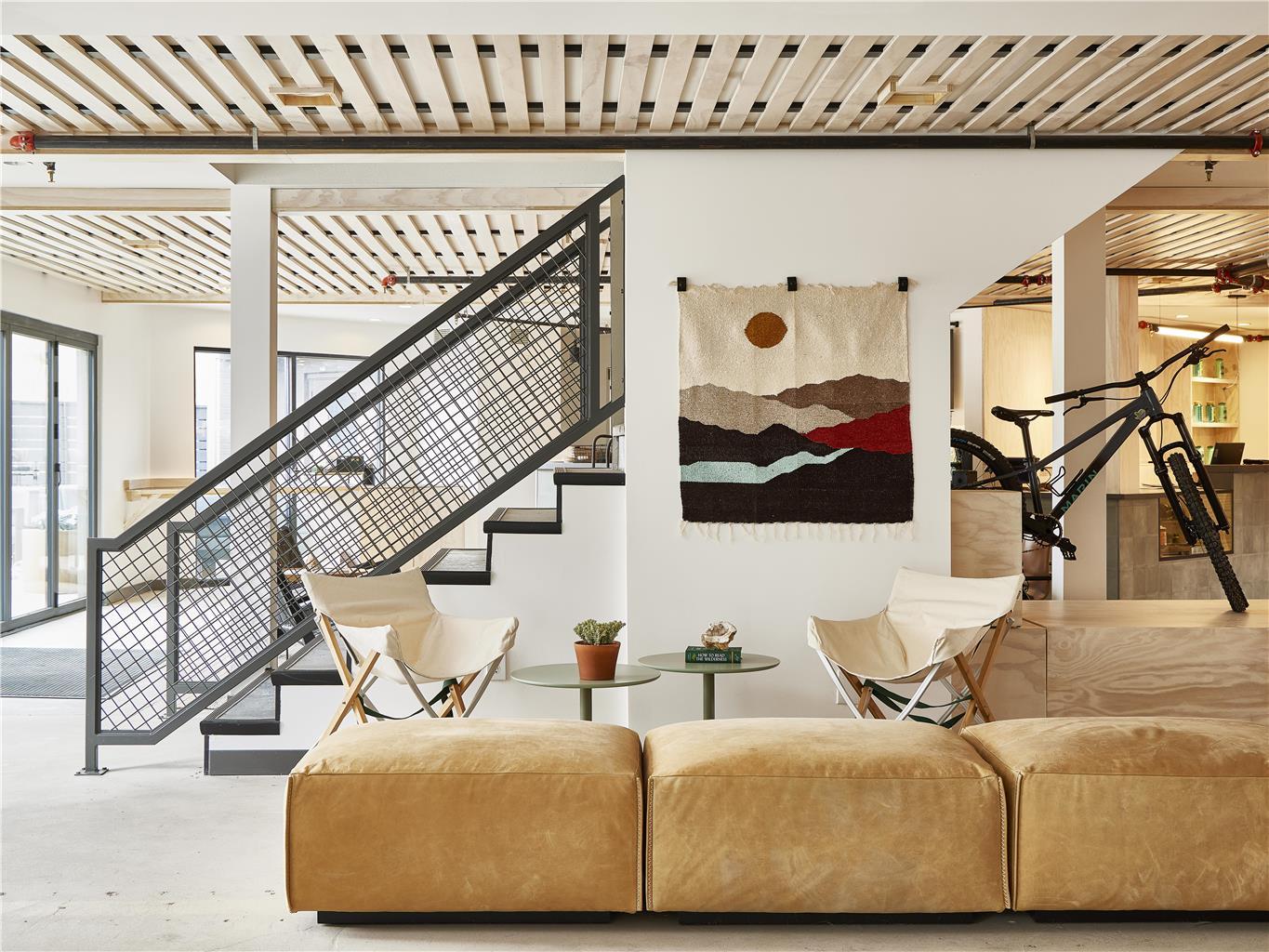 Slackline Moab, Outset Collection by Hilton