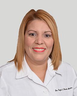 Rayda Shalyeska Rosado Medina, MD