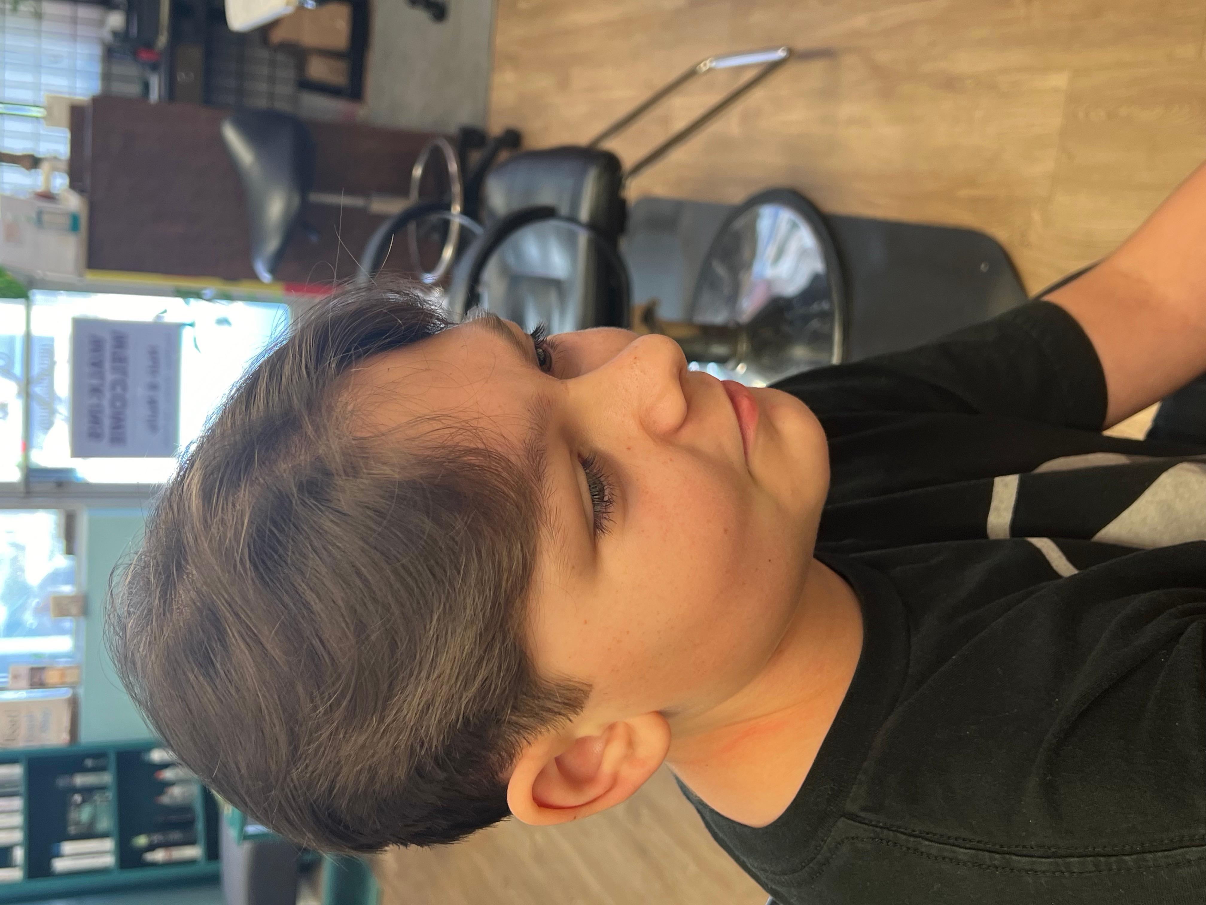 Right Touch Family Hair Care