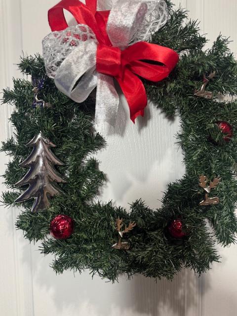 Donna's Handmade Wreaths & Crafts