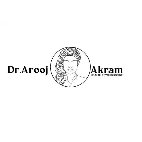 Dr Arooj