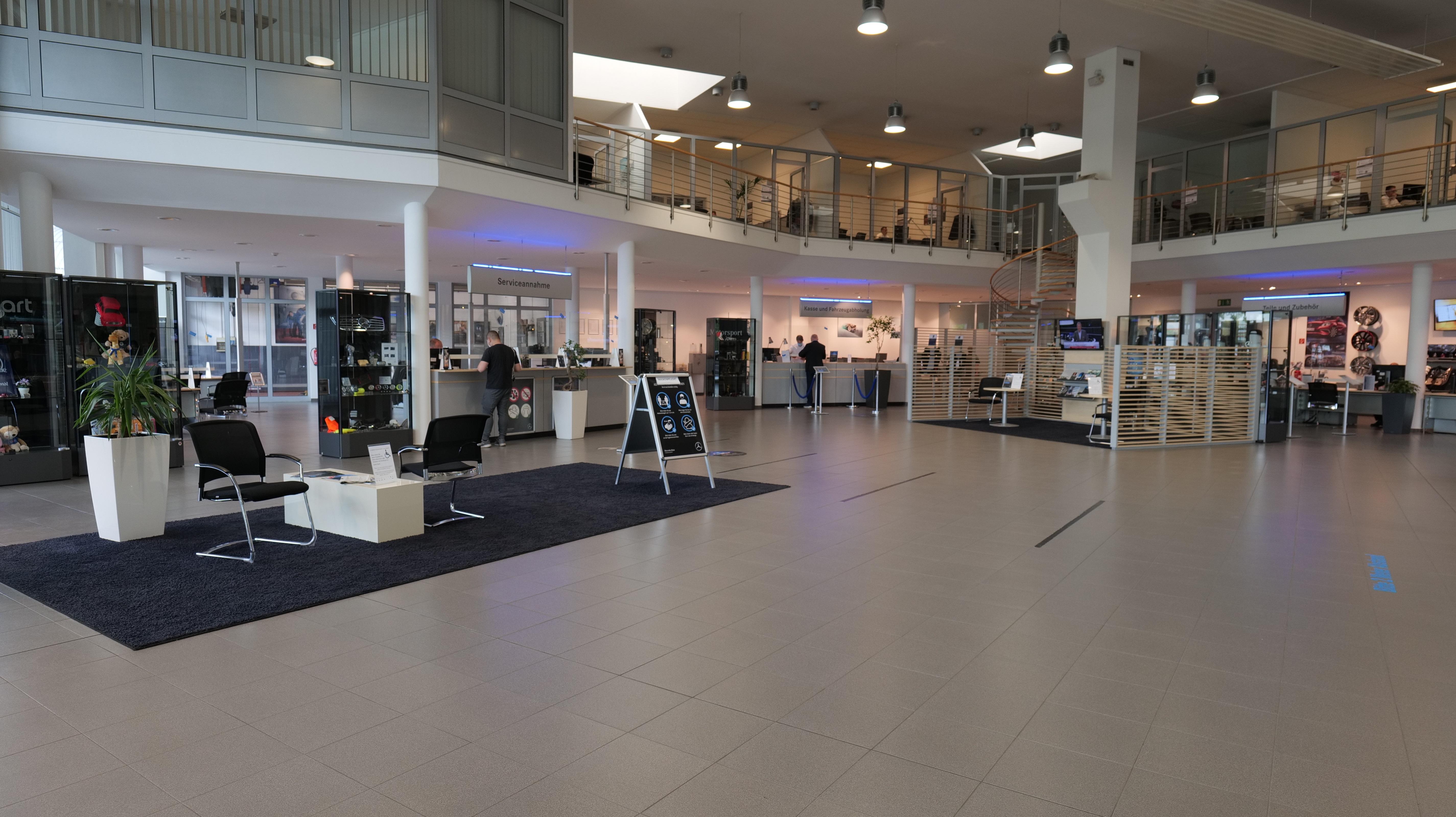 Mercedes-Benz Service