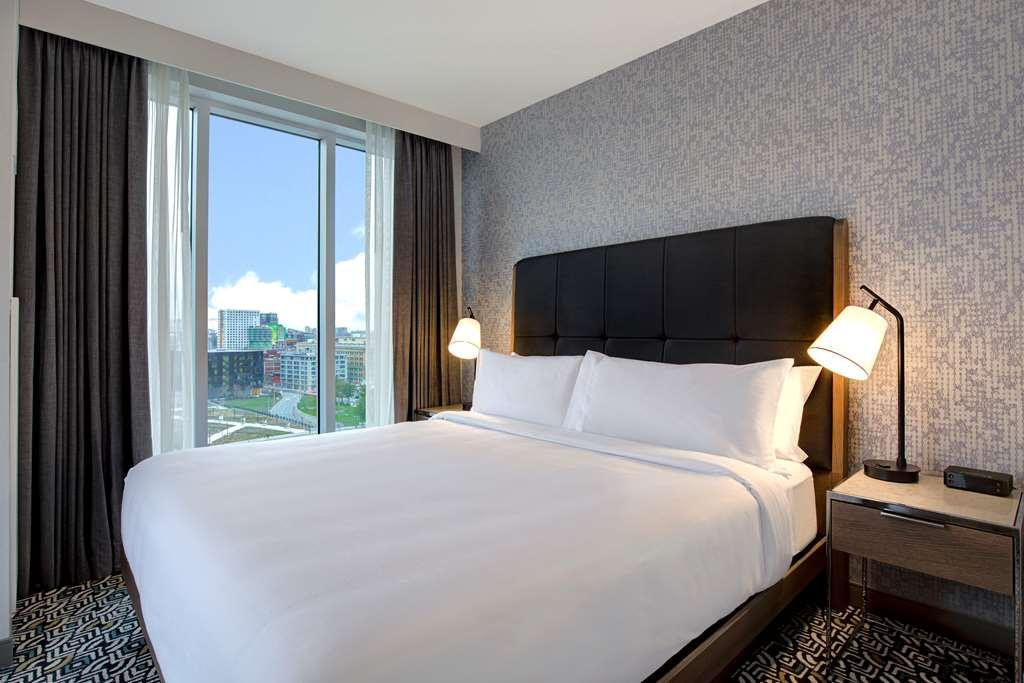 Homewood Suites by Hilton Montreal Downtown