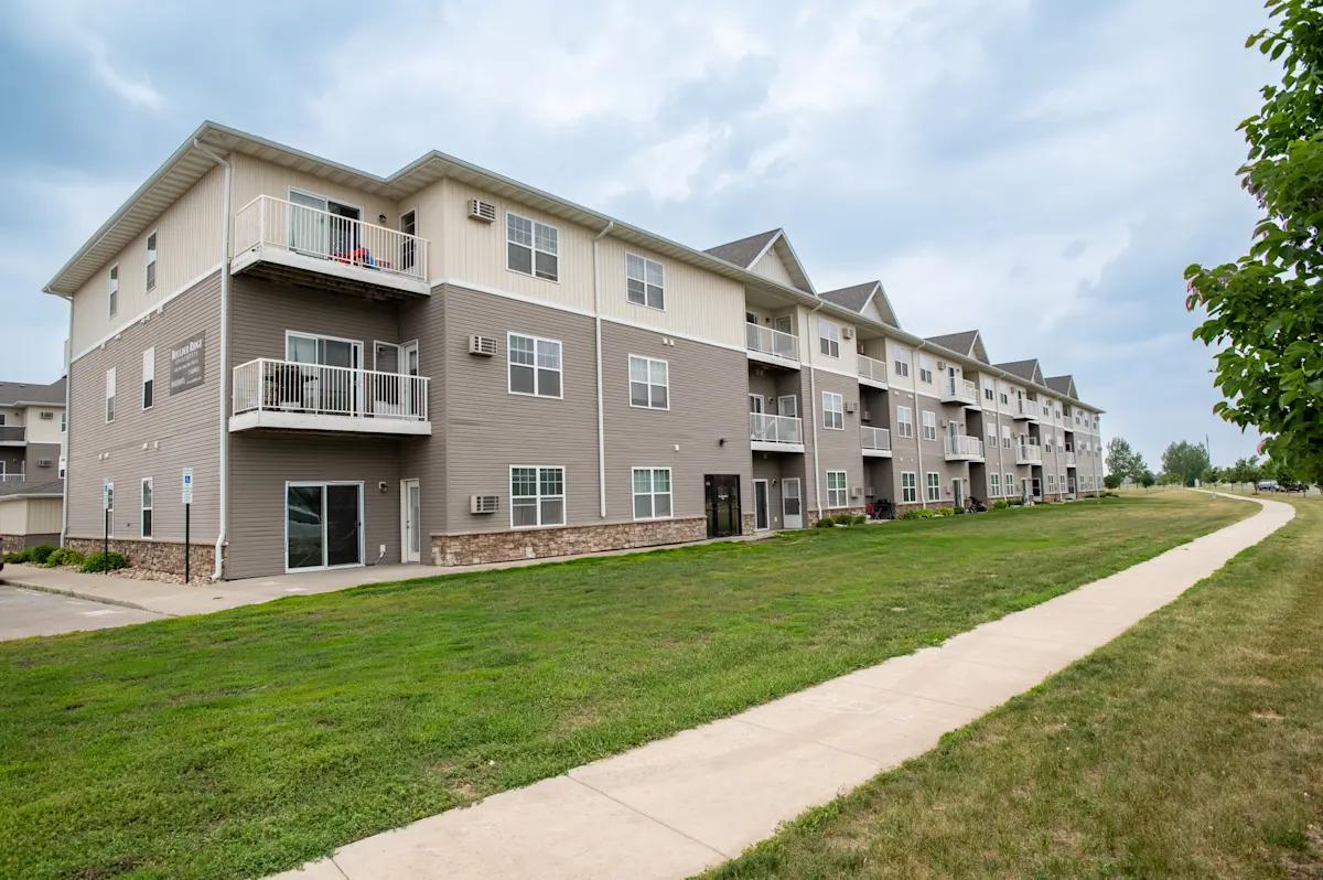 Boulder Ridge Apartments