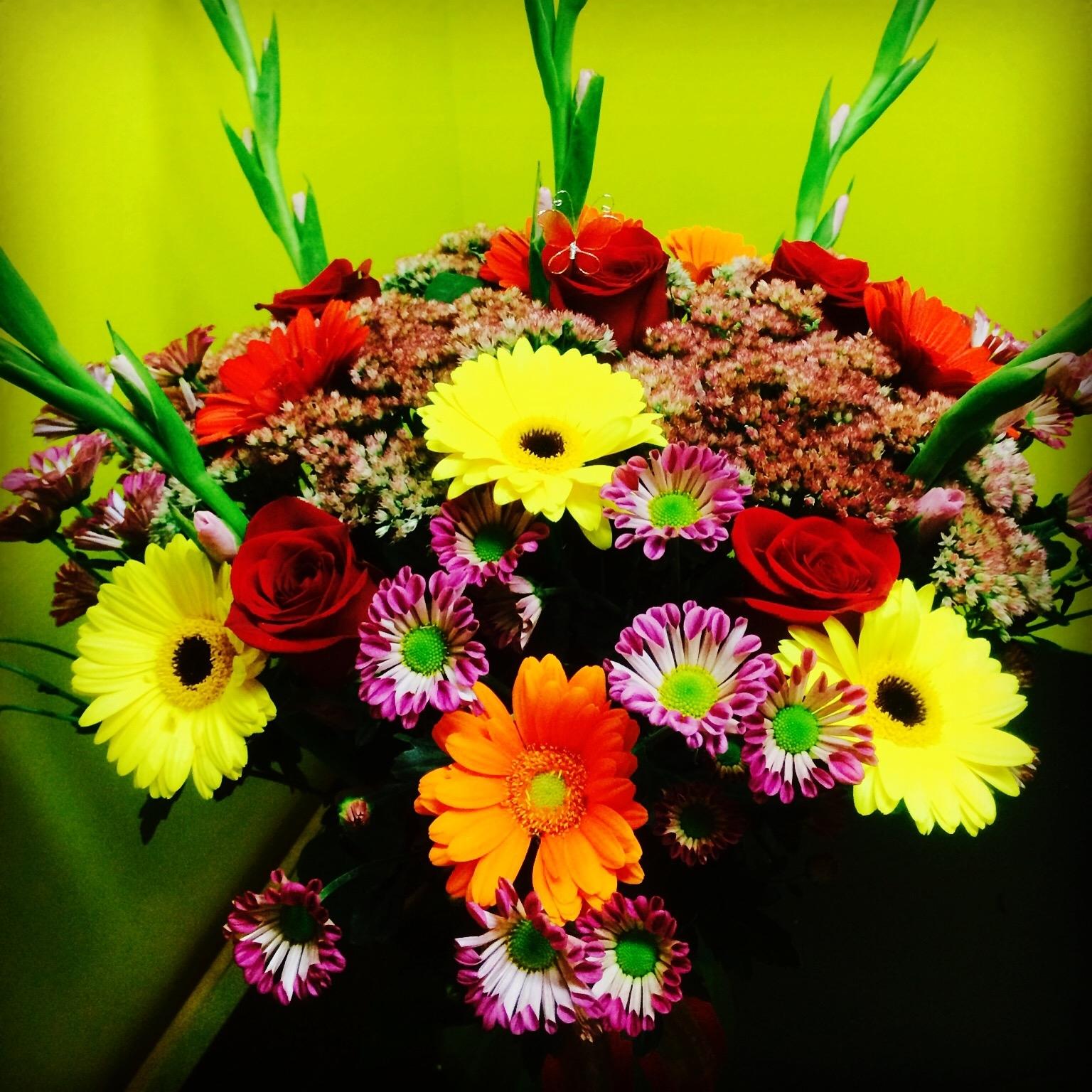 Lisa's Gifts & Flowers
