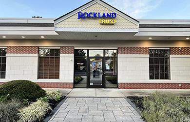 Rockland Trust Tewksbury Center Branch
