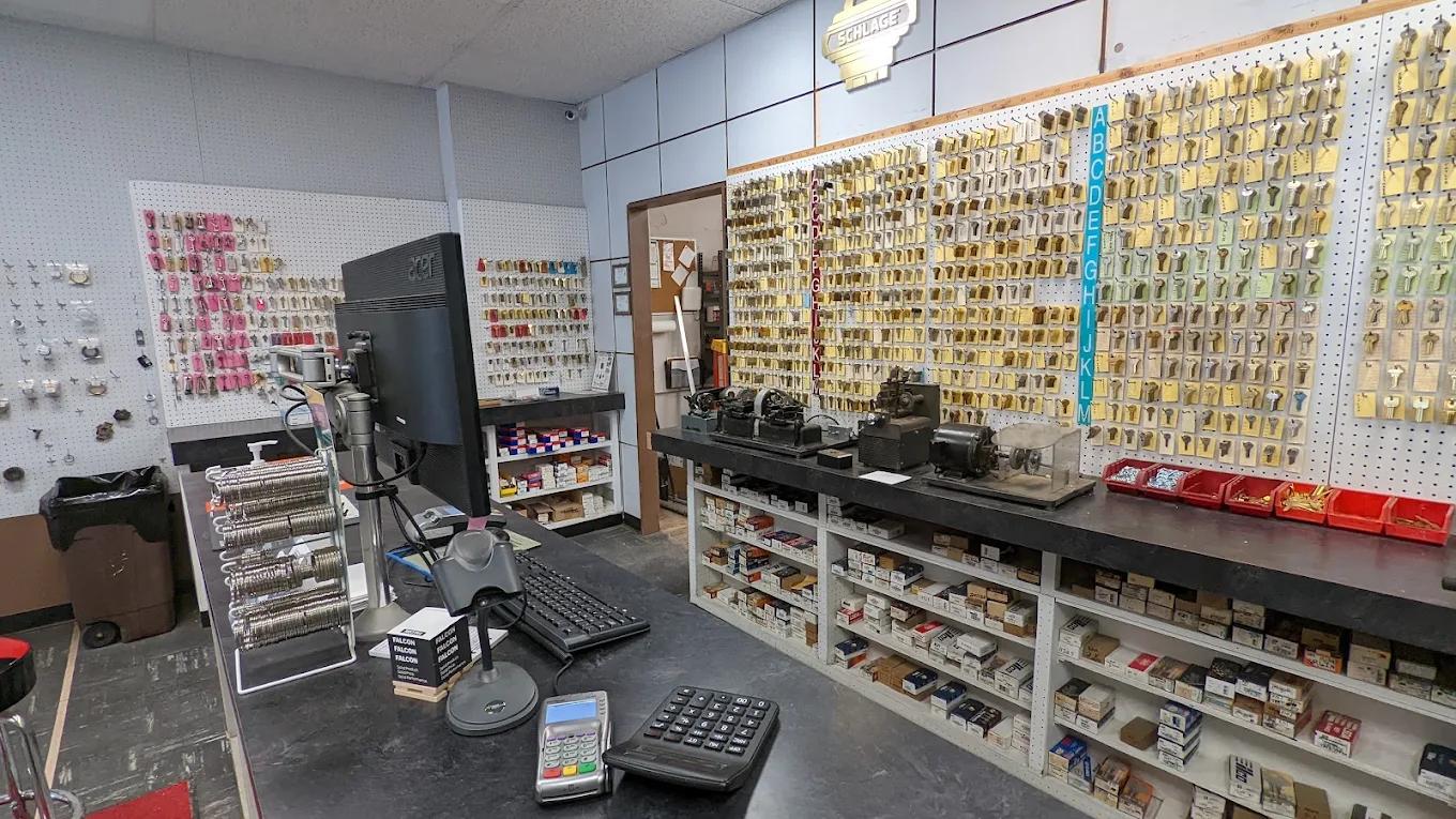 Dave & Harry Locksmiths