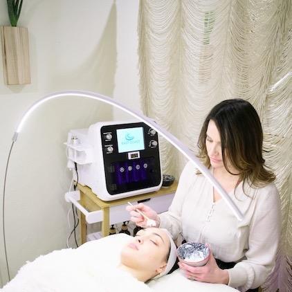 Skinkind Facial Retreat