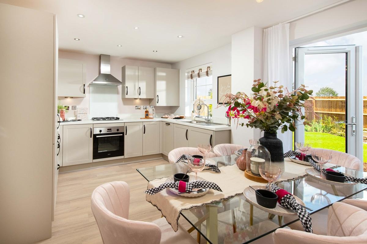 Barratt Homes - Barratt Homes @ Parc Fferm Wen