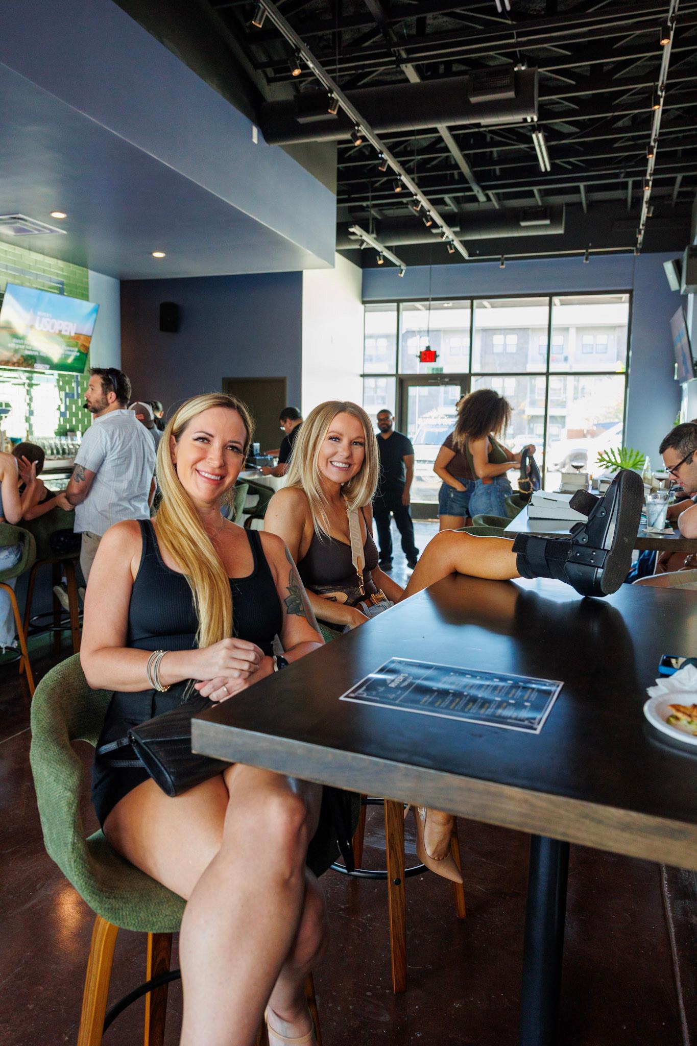 River's Cocktail & Wine Bar