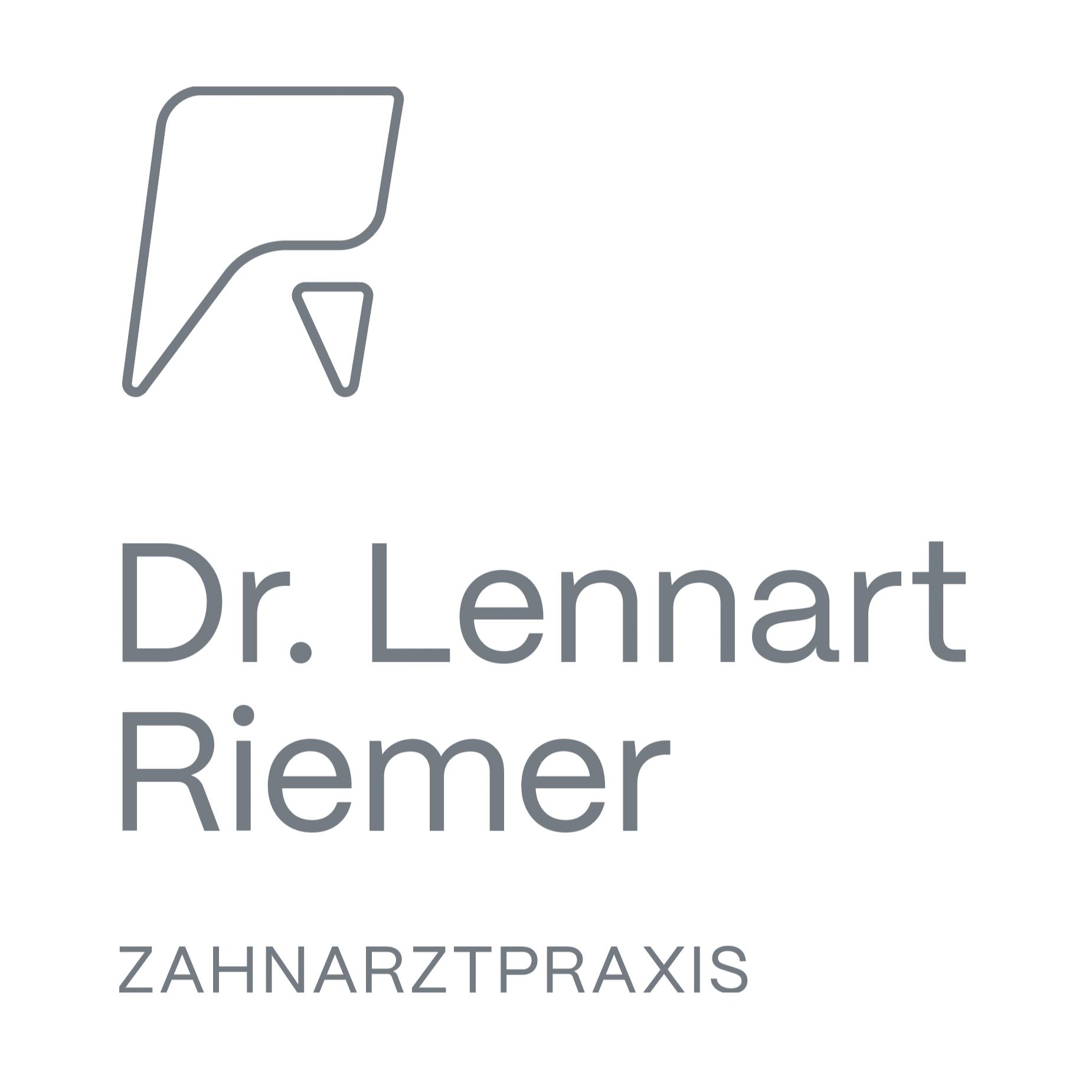 Zahnarzt Dr. Lennart Riemer Karlsruhe