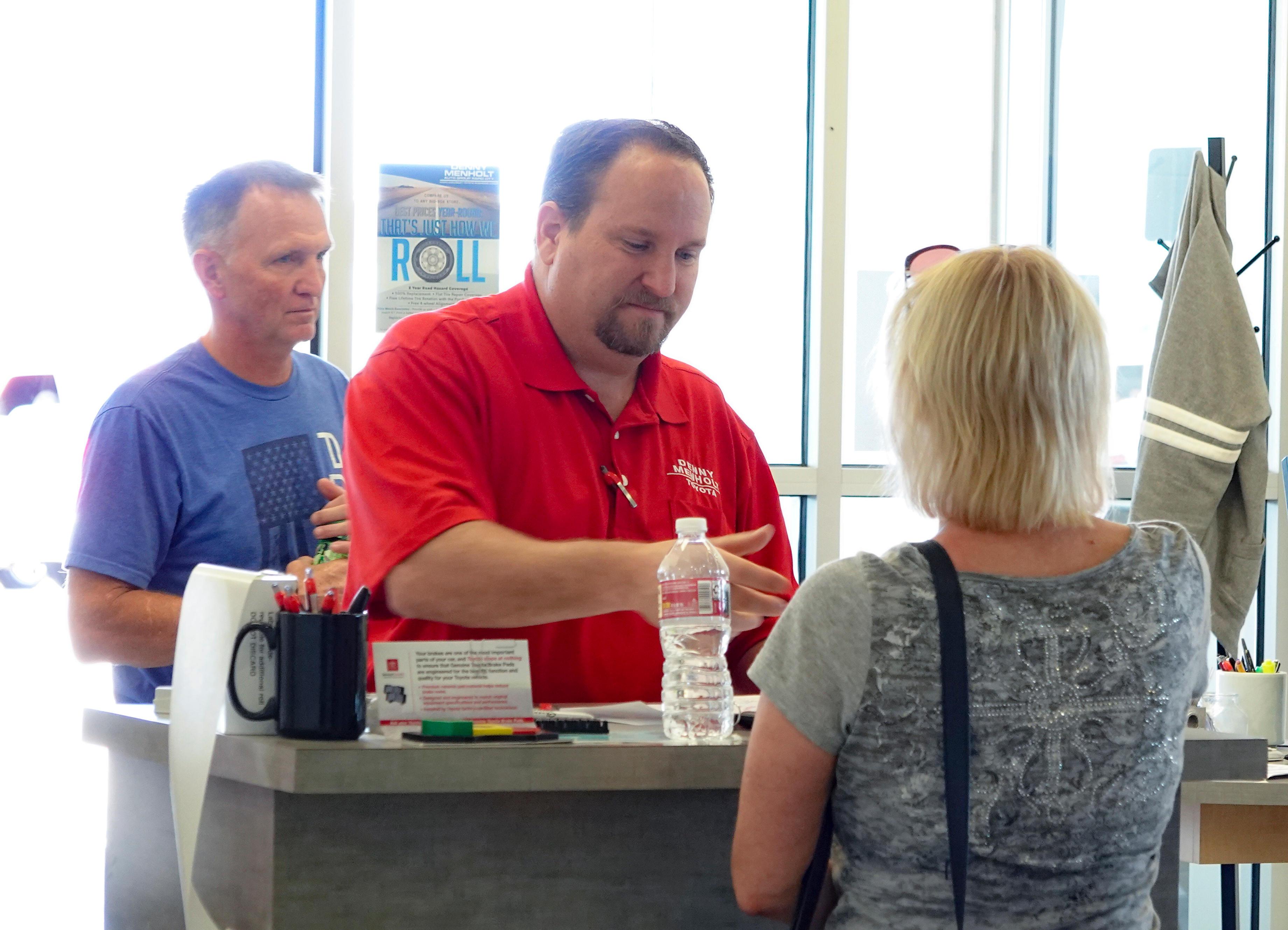 Denny Menholt Toyota