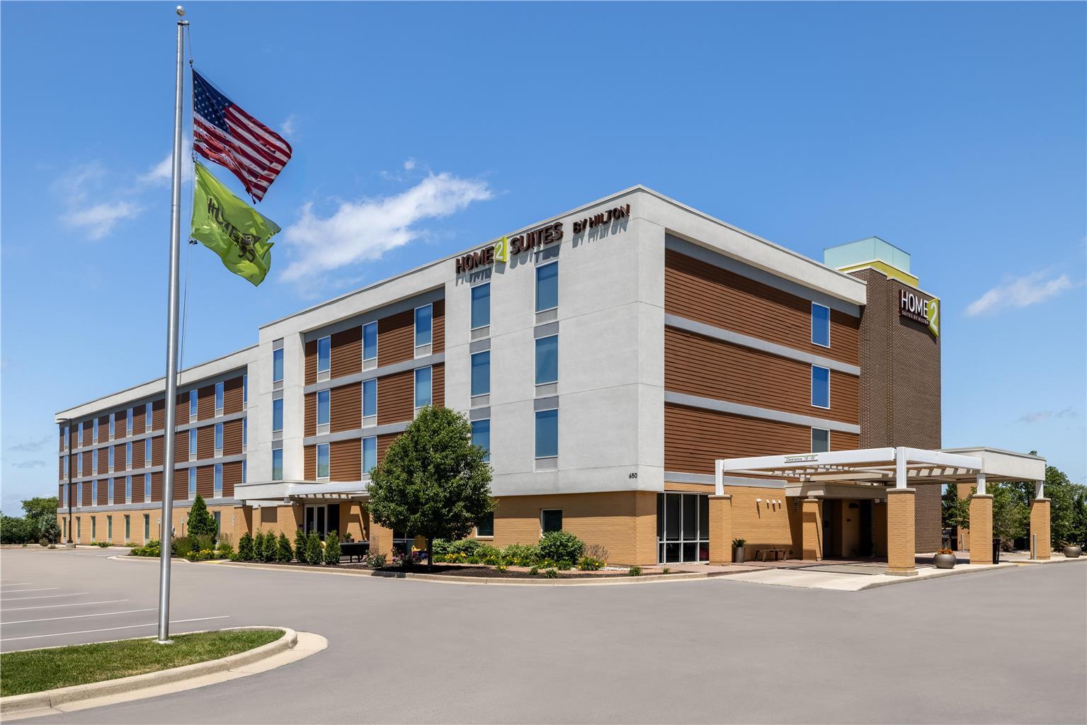 Home2 Suites by Hilton Milwaukee Brookfield