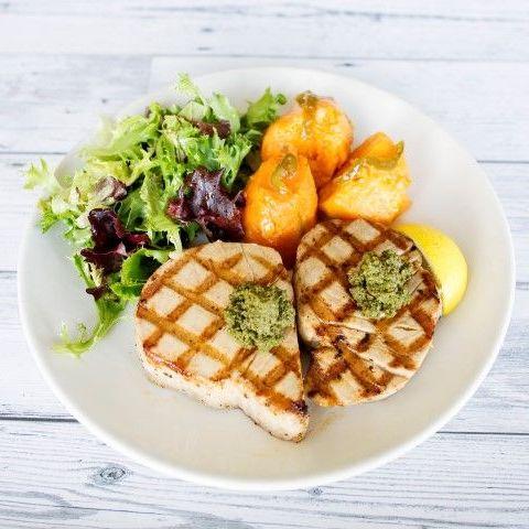 Basnight's Lone Cedar Cafe