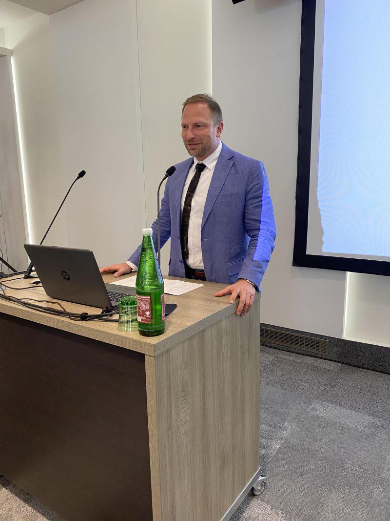 Ass. Prof. Priv. Doz. Dr. Mathias Glehr