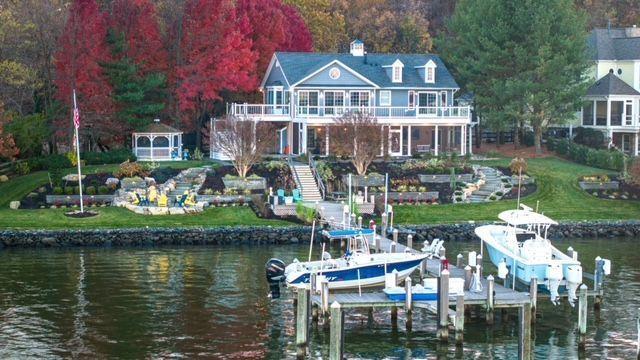 Bayside Outdoor Living