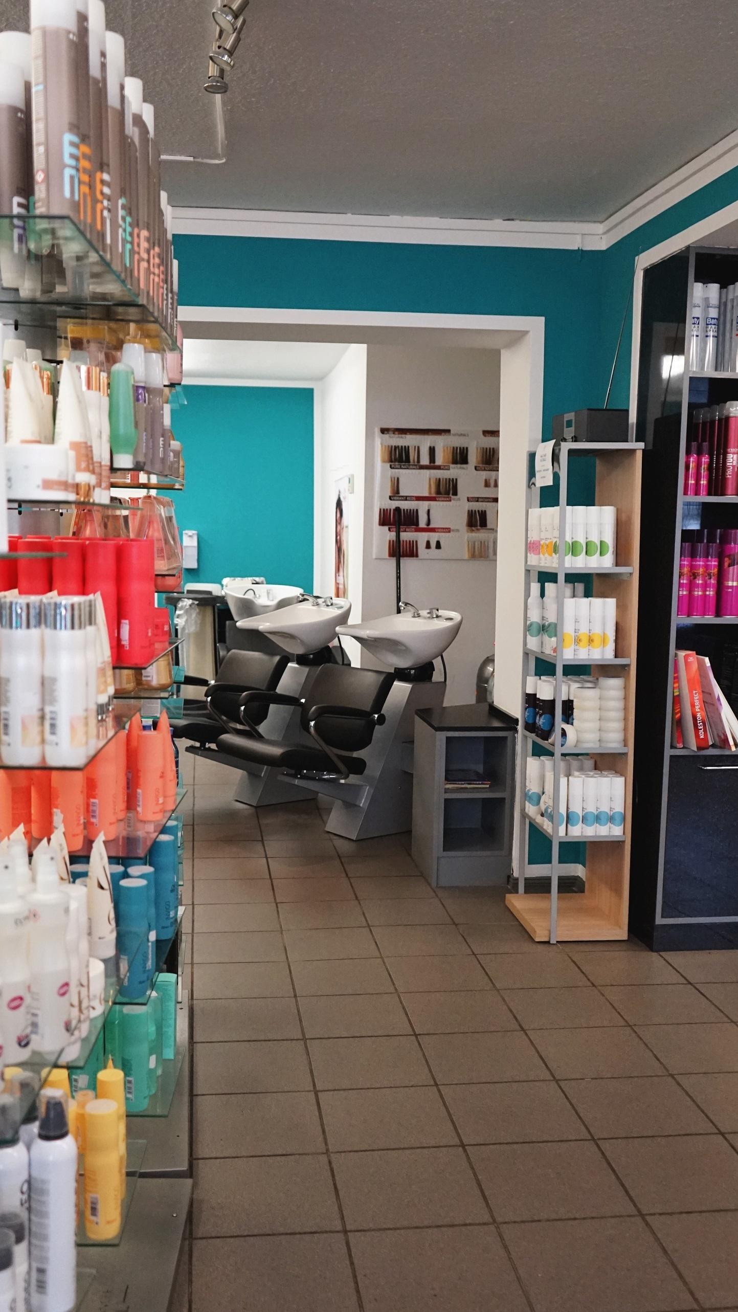 Mac Hair // Lichterfelde - Ihr Familienfriseur & Haarkosmetik Shop