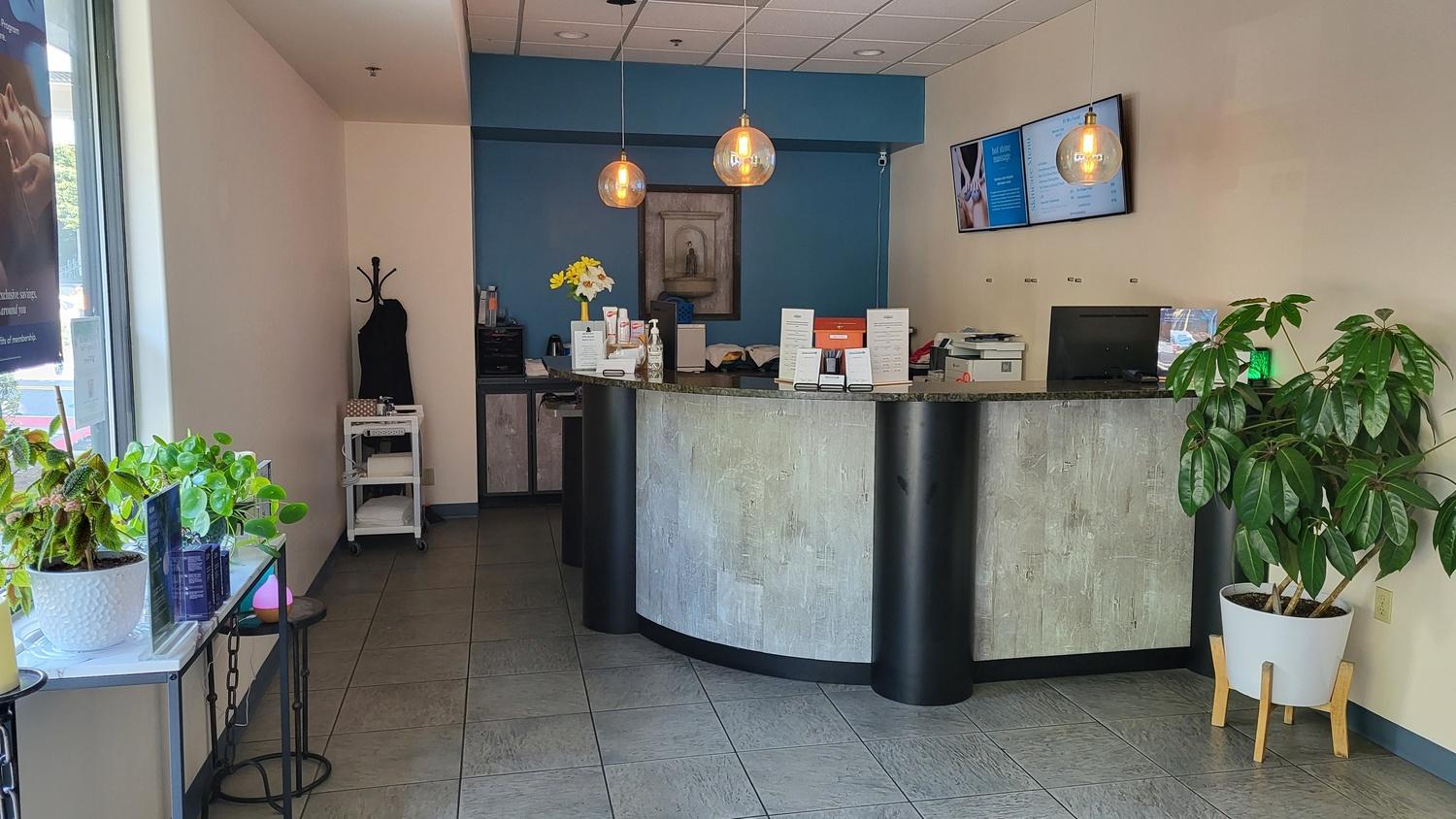 Hand & Stone Massage and Facial Spa