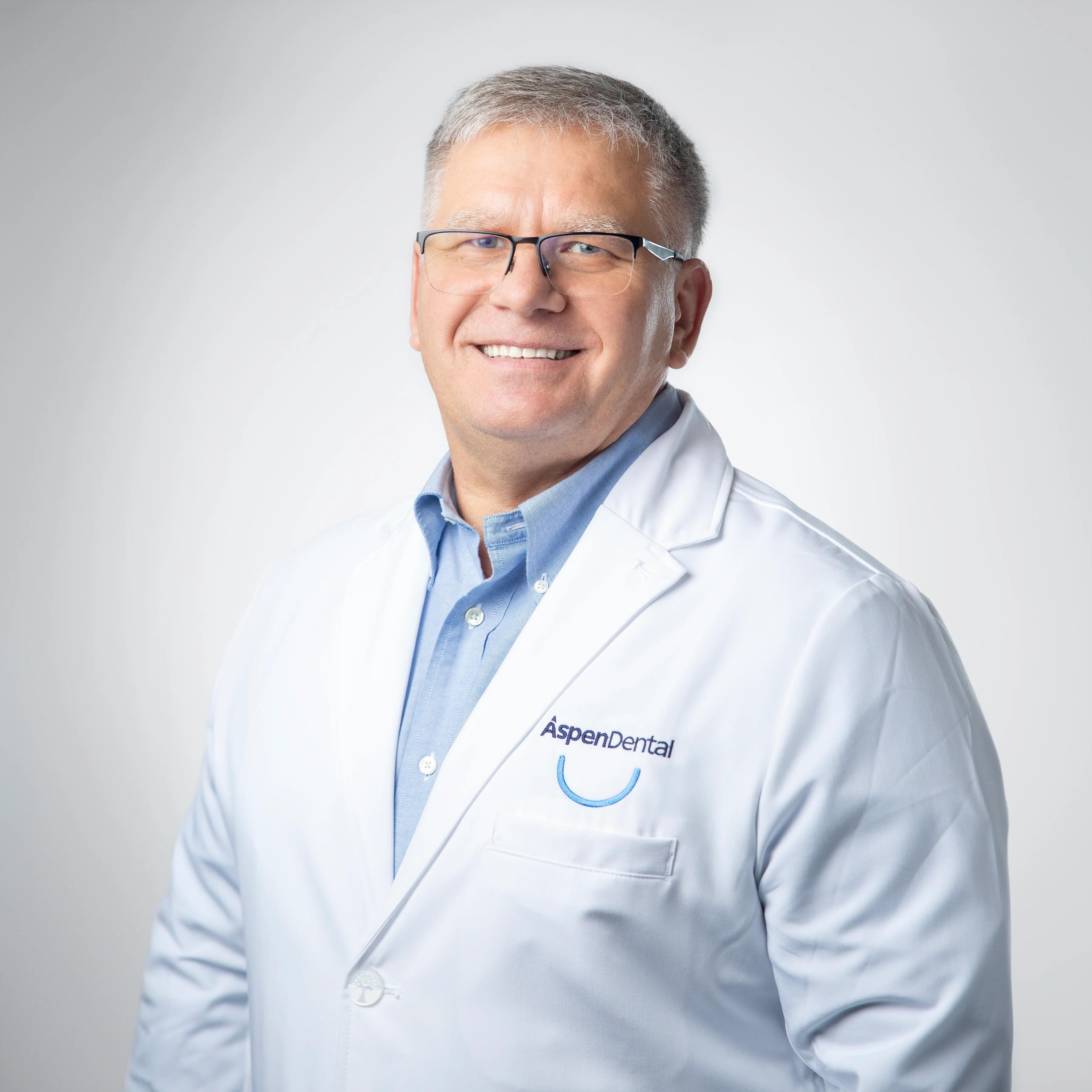 Vitalii Omeliancic, DDS, DMD
