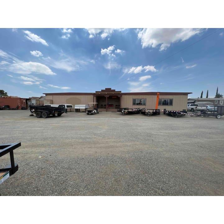 Big Tex Trailer World - Truckfitters