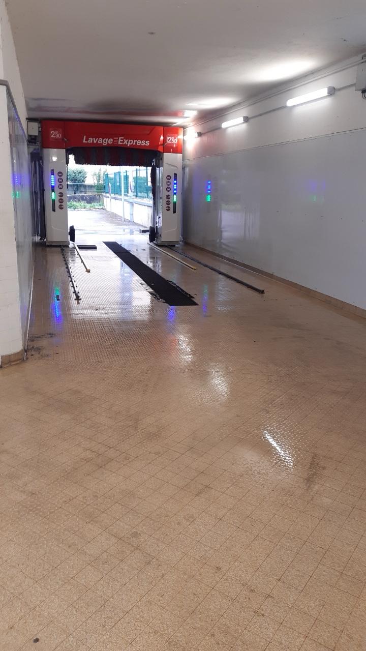 LAVAGE EXPRESS