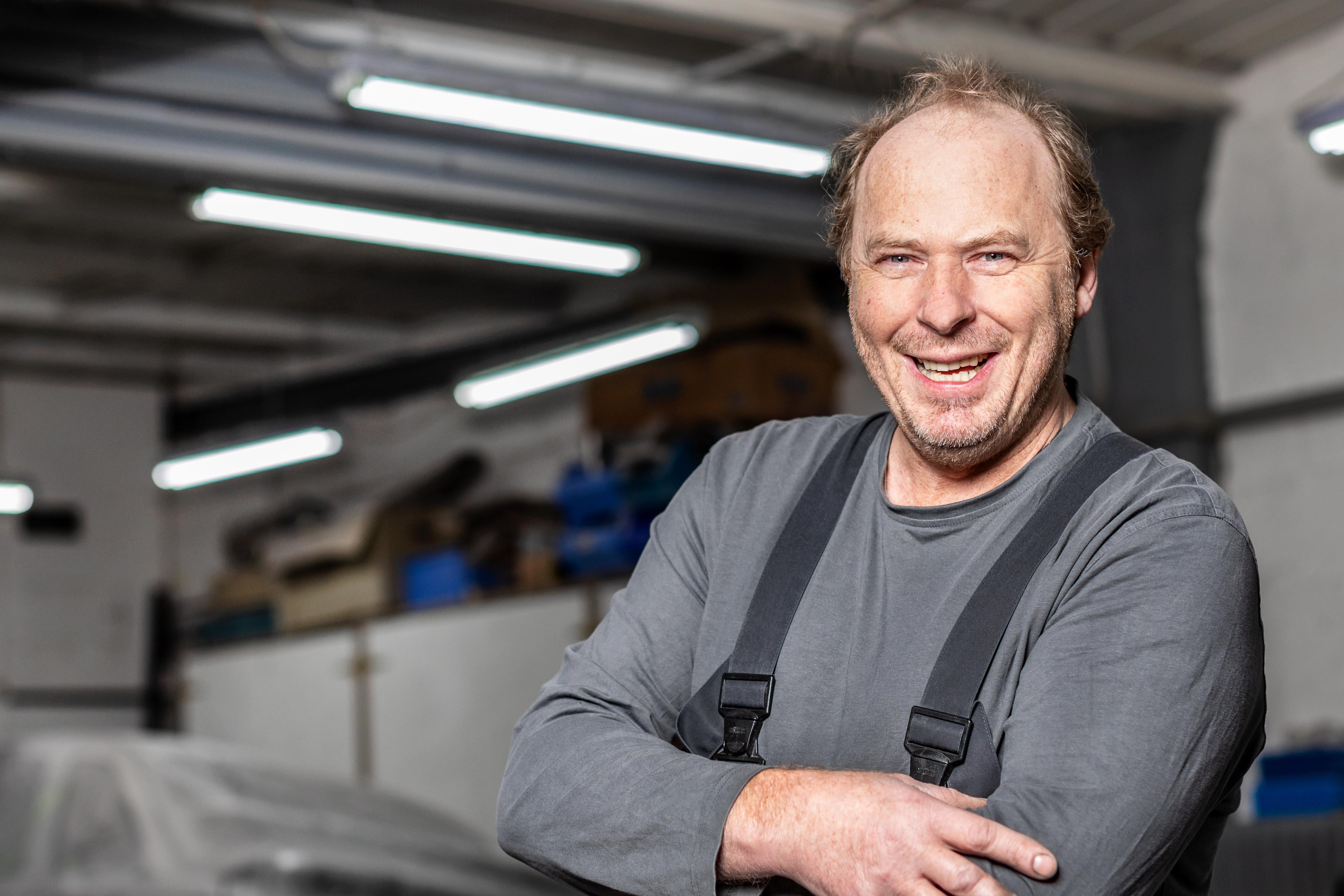 Karosserie- & Lackierarbeiten H. Küppers GmbH Düsseldorf