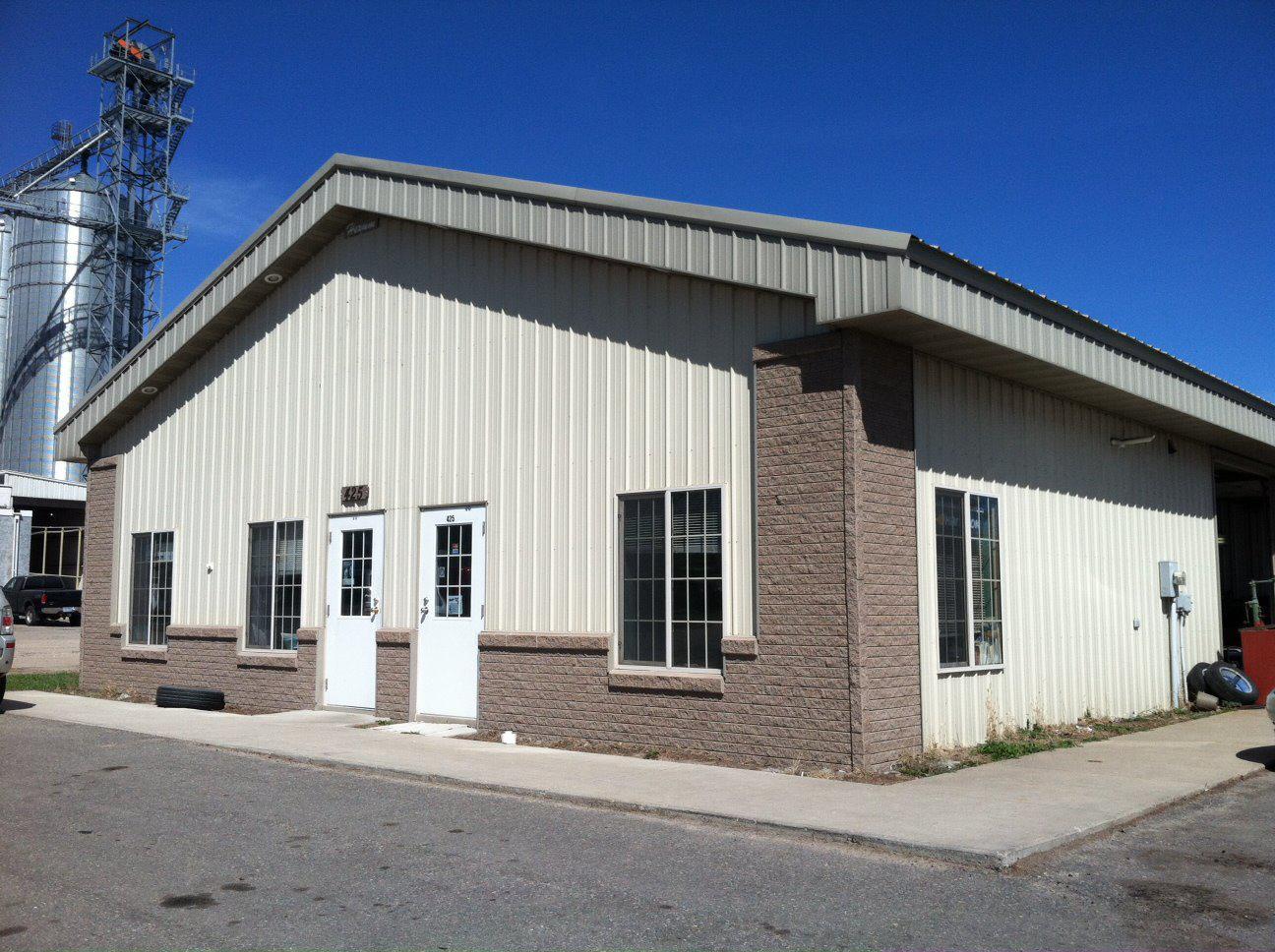 Hometown Repair & Quick Serve