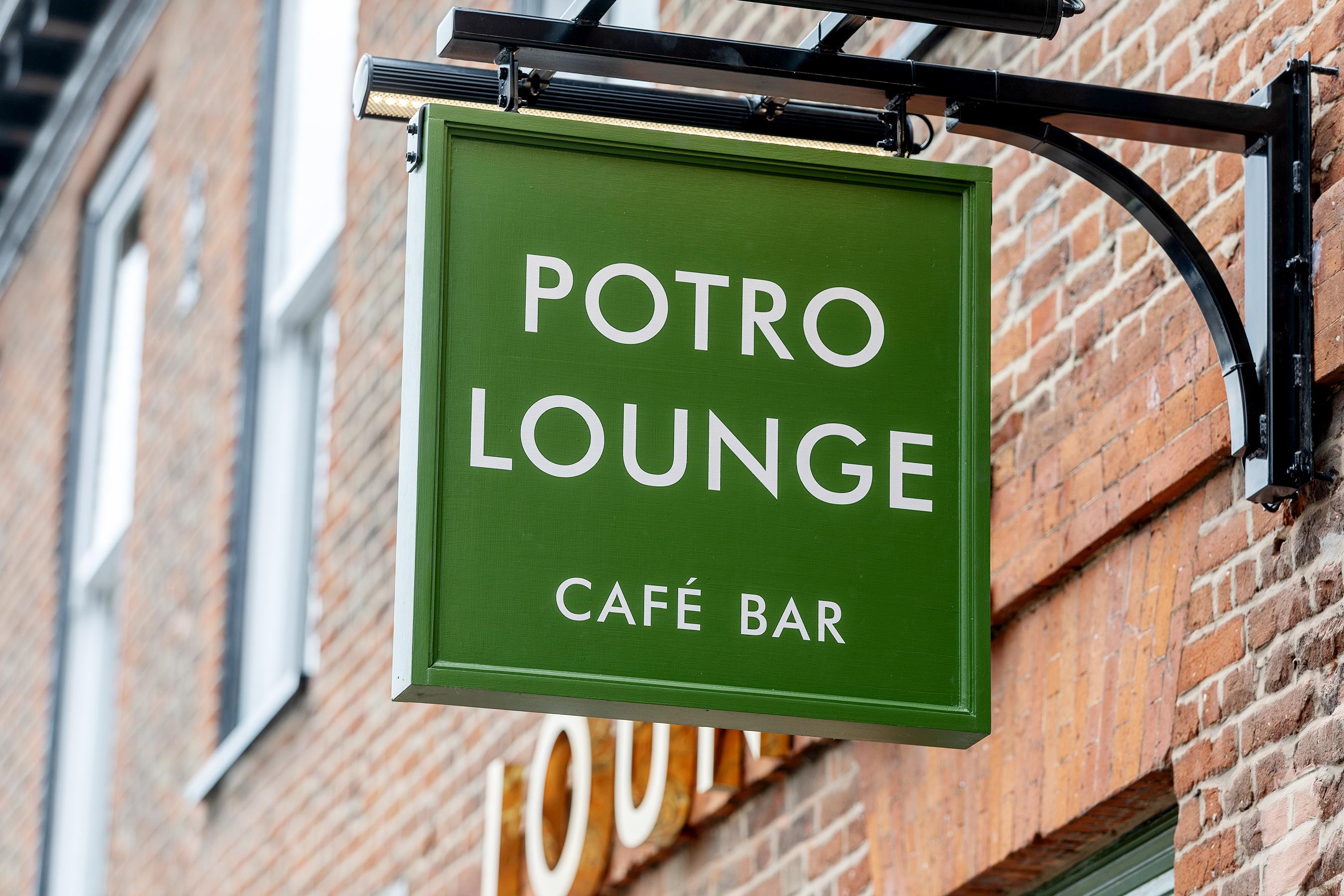 Potro Lounge