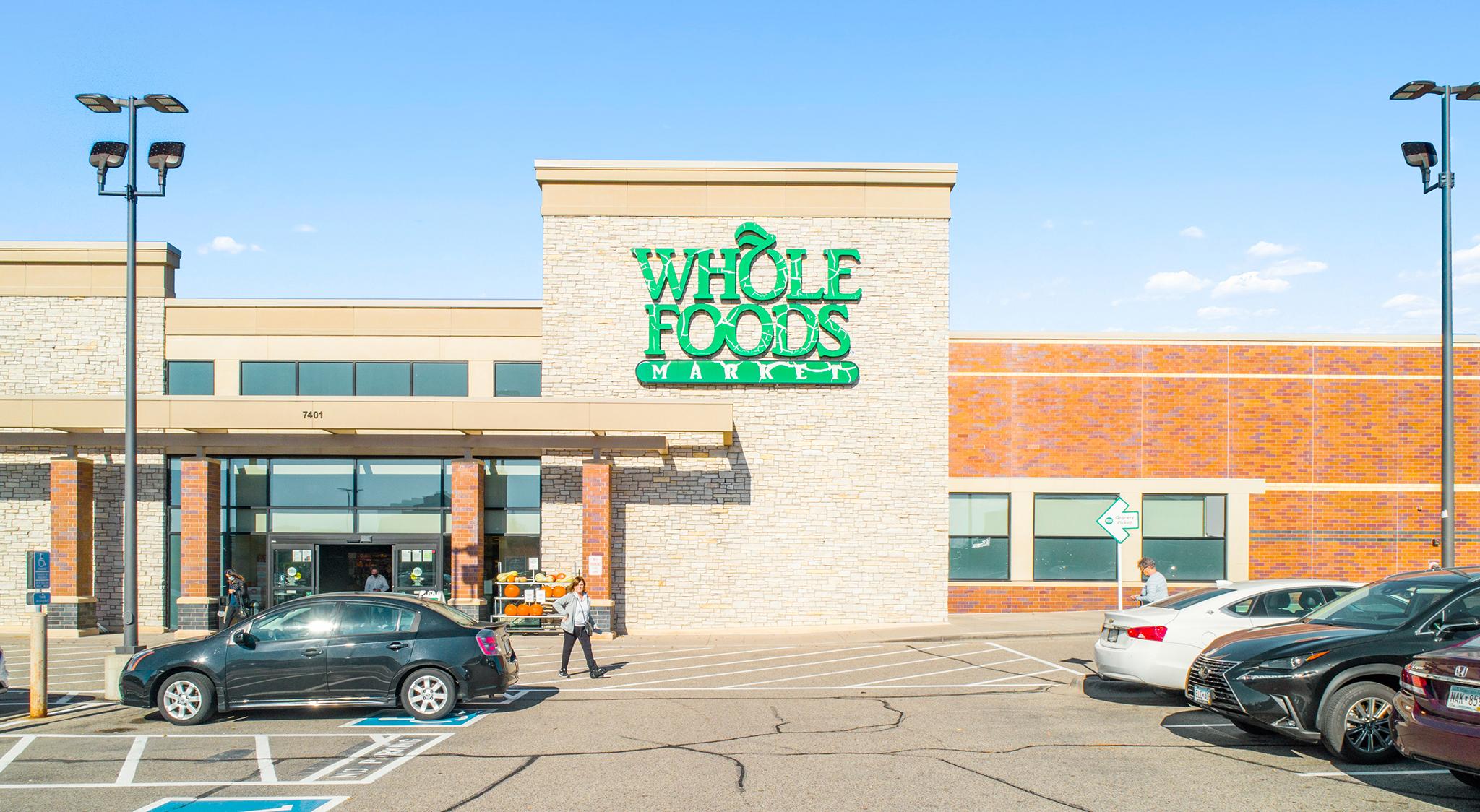 Centennial Lakes Plaza