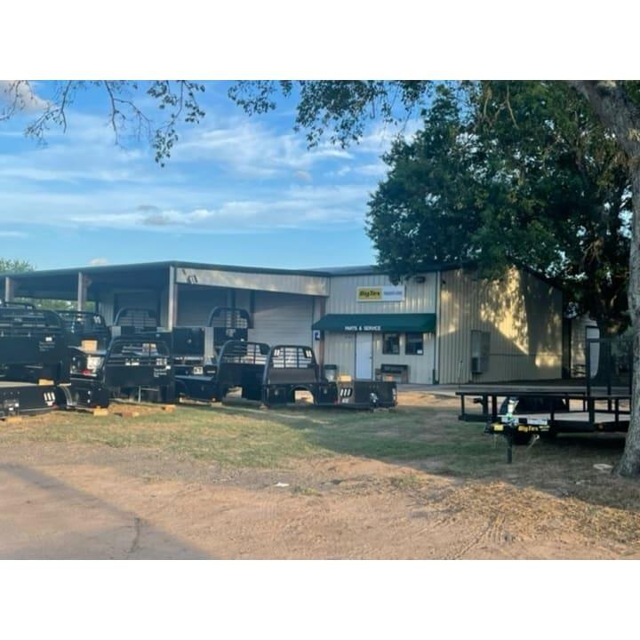 Big Tex Trailer World - Truckfitters