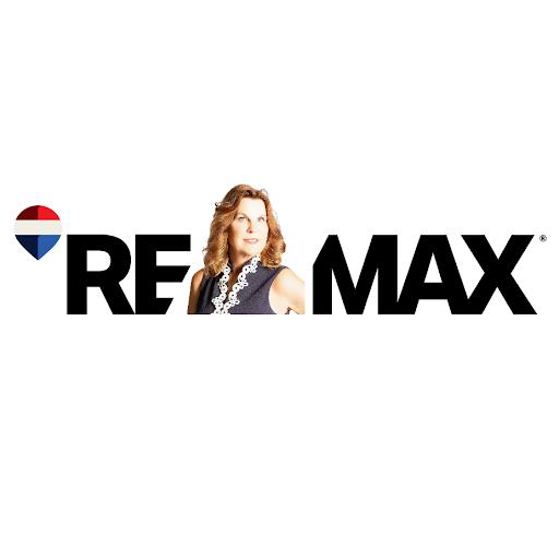 Christine Dell, Associate Broker Re/Max Quality Service, Inc.