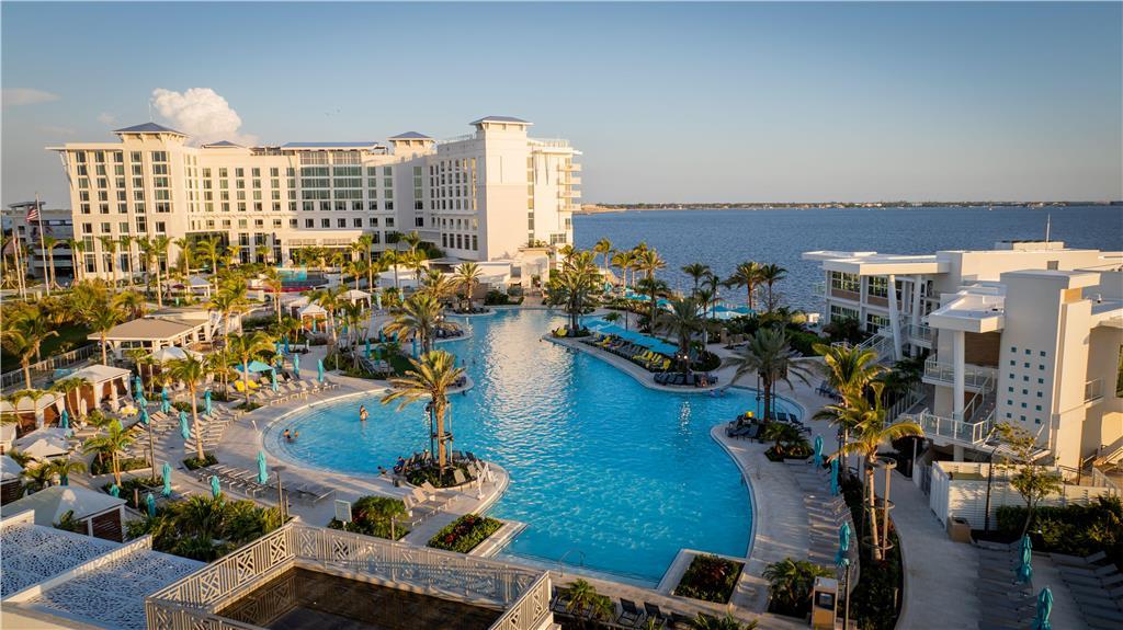 Sunseeker Resort Florida Gulf Coast, Curio Collection by Hilton
