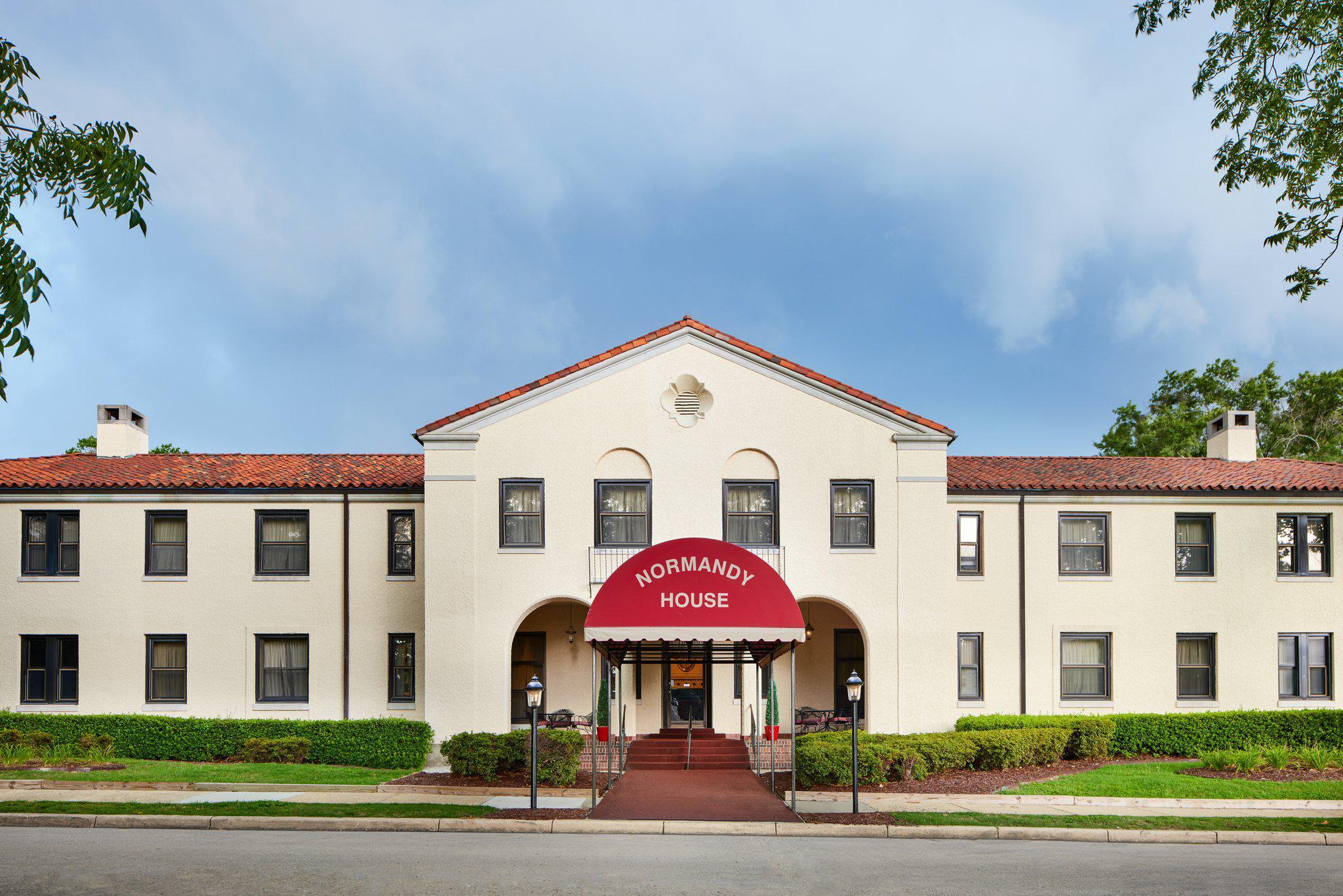 IHG Army Hotels Normandy House & Carolina Inn