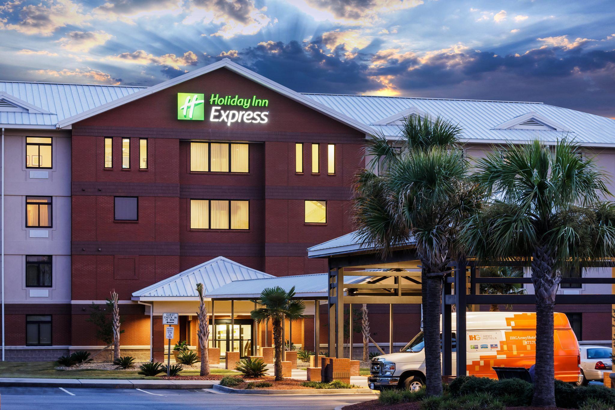 Holiday Inn Express Fort Jackson Inn