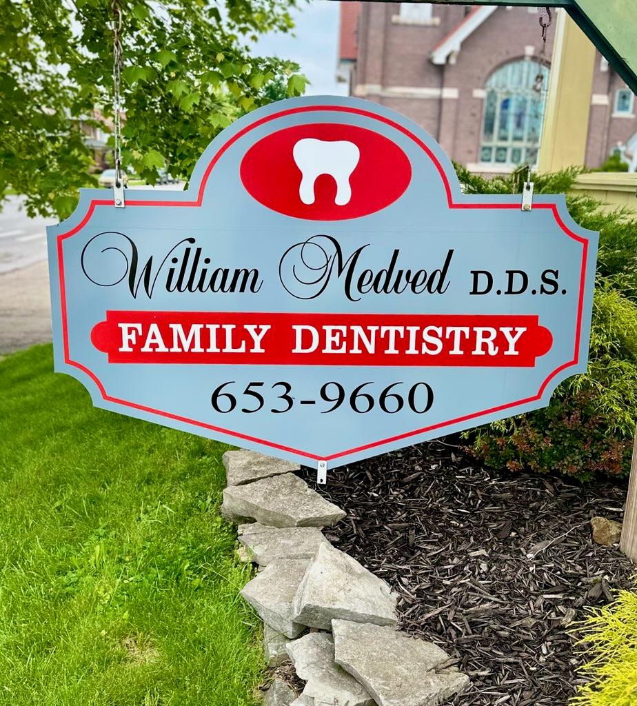 William L Medved DDS & Associates