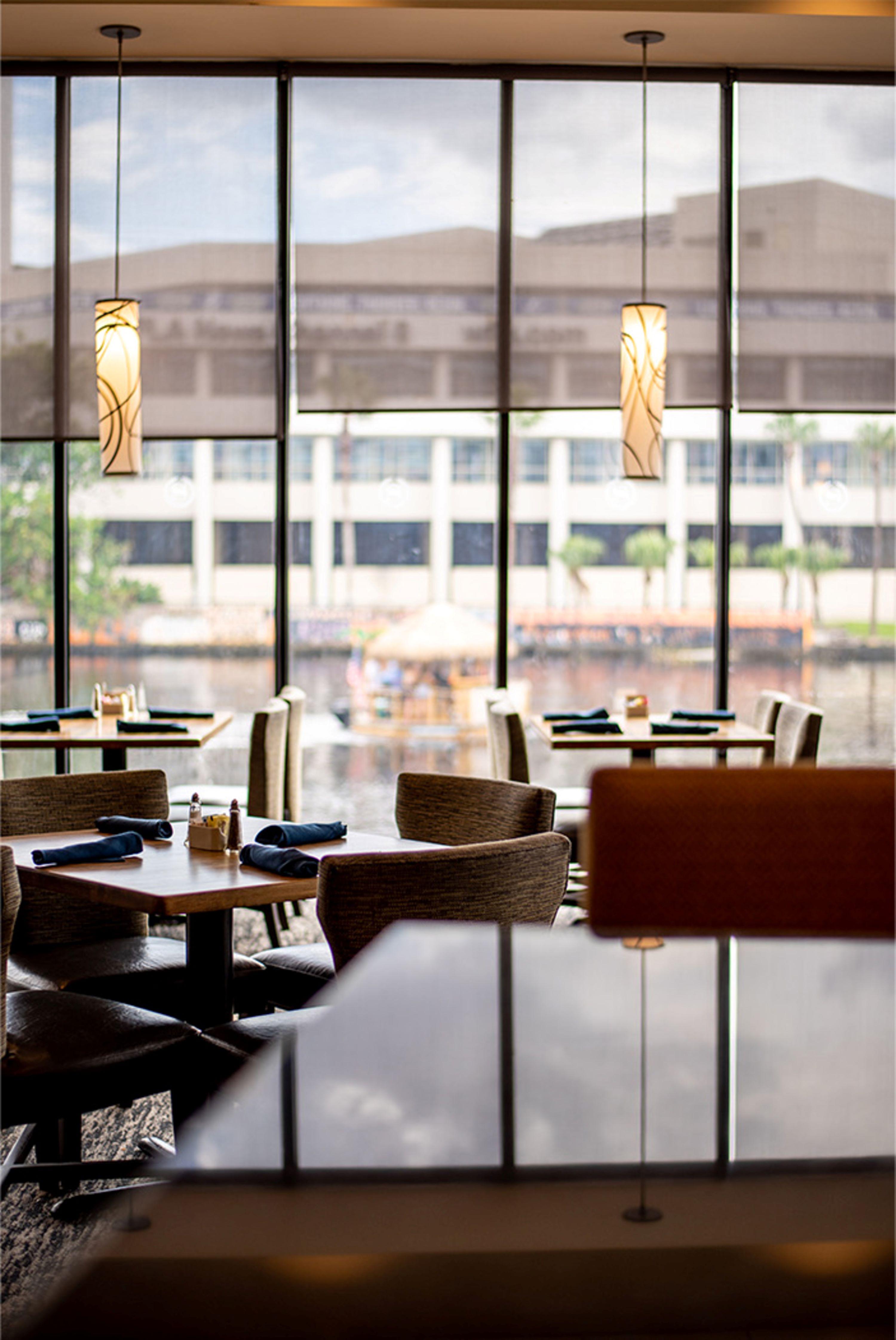 River's Edge - Hotel Tampa Riverwalk