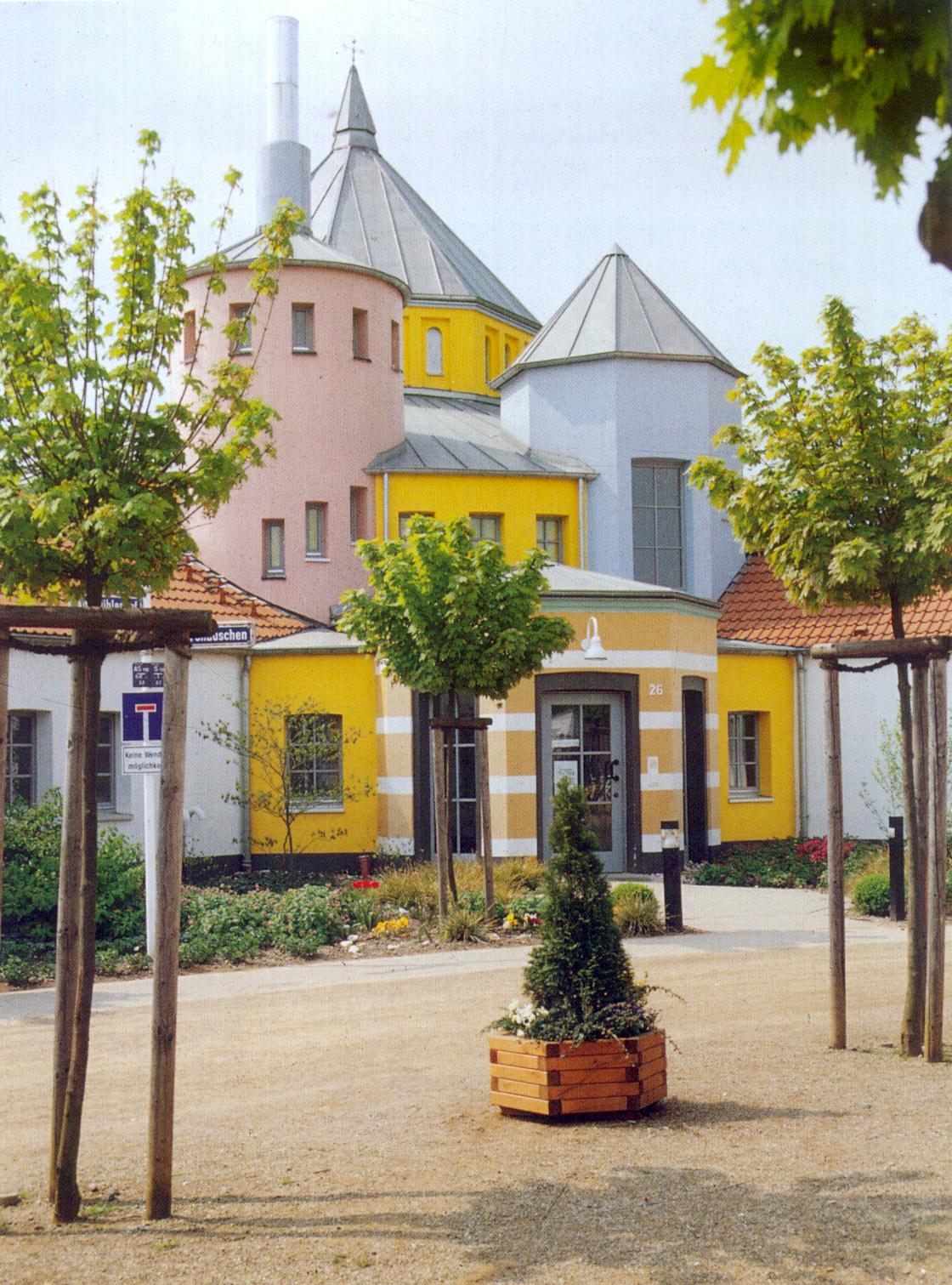 Kirche im Fliednerdorf - Evangelische Kirchengemeinde Broich-Saarn