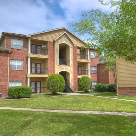 Advenir at The Med Center Apartments