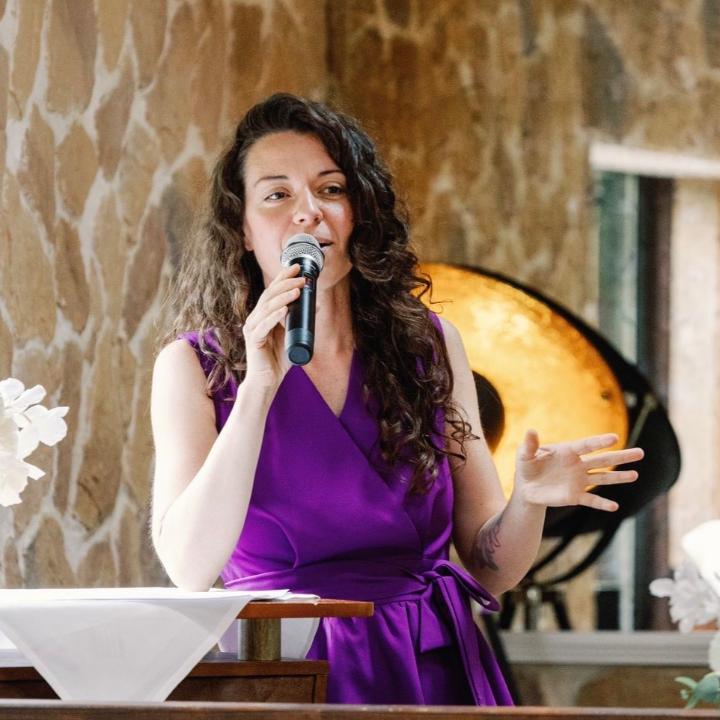 Christina Hein Freie Rednerin & Sängerin