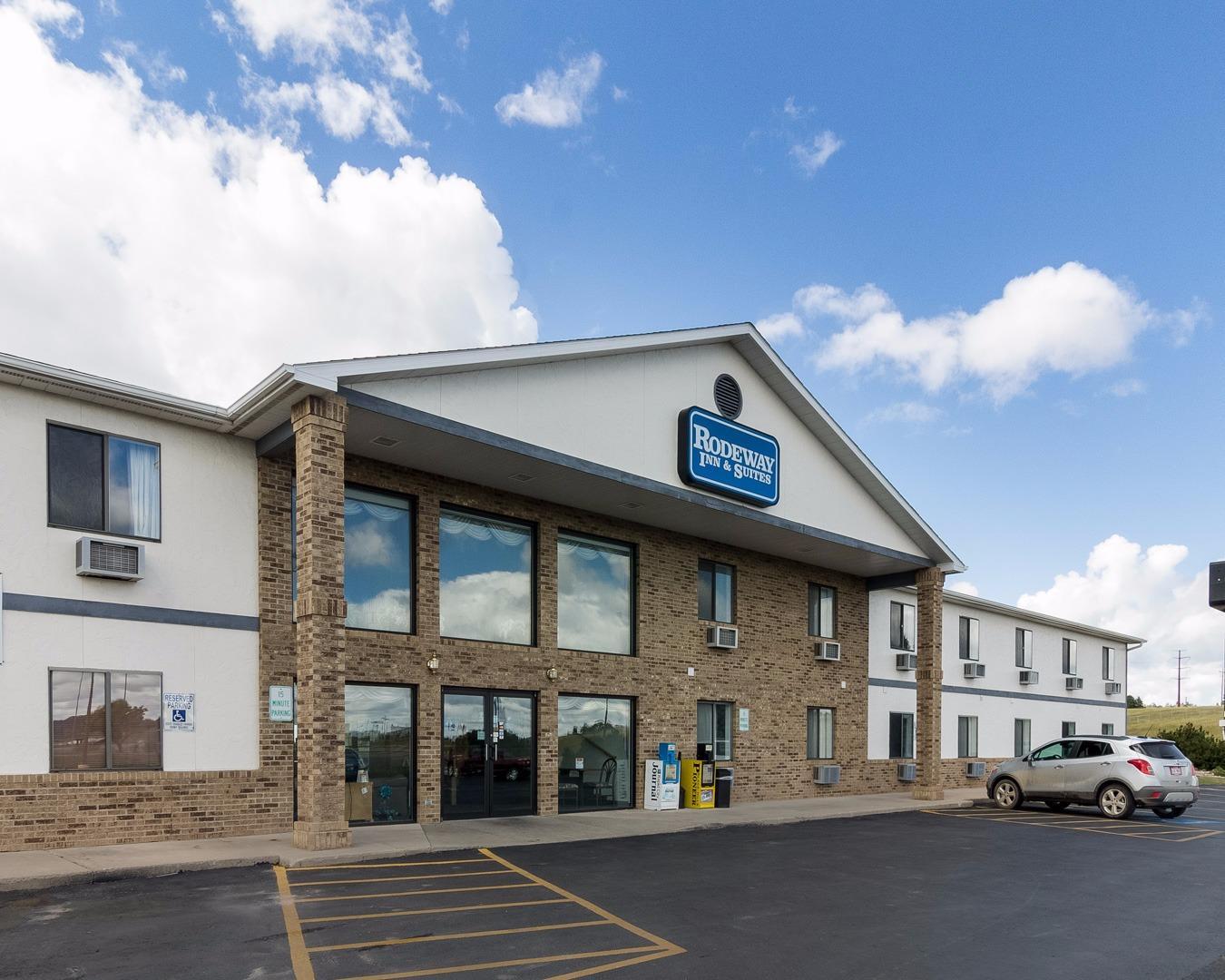 Rodeway Inn & Suites