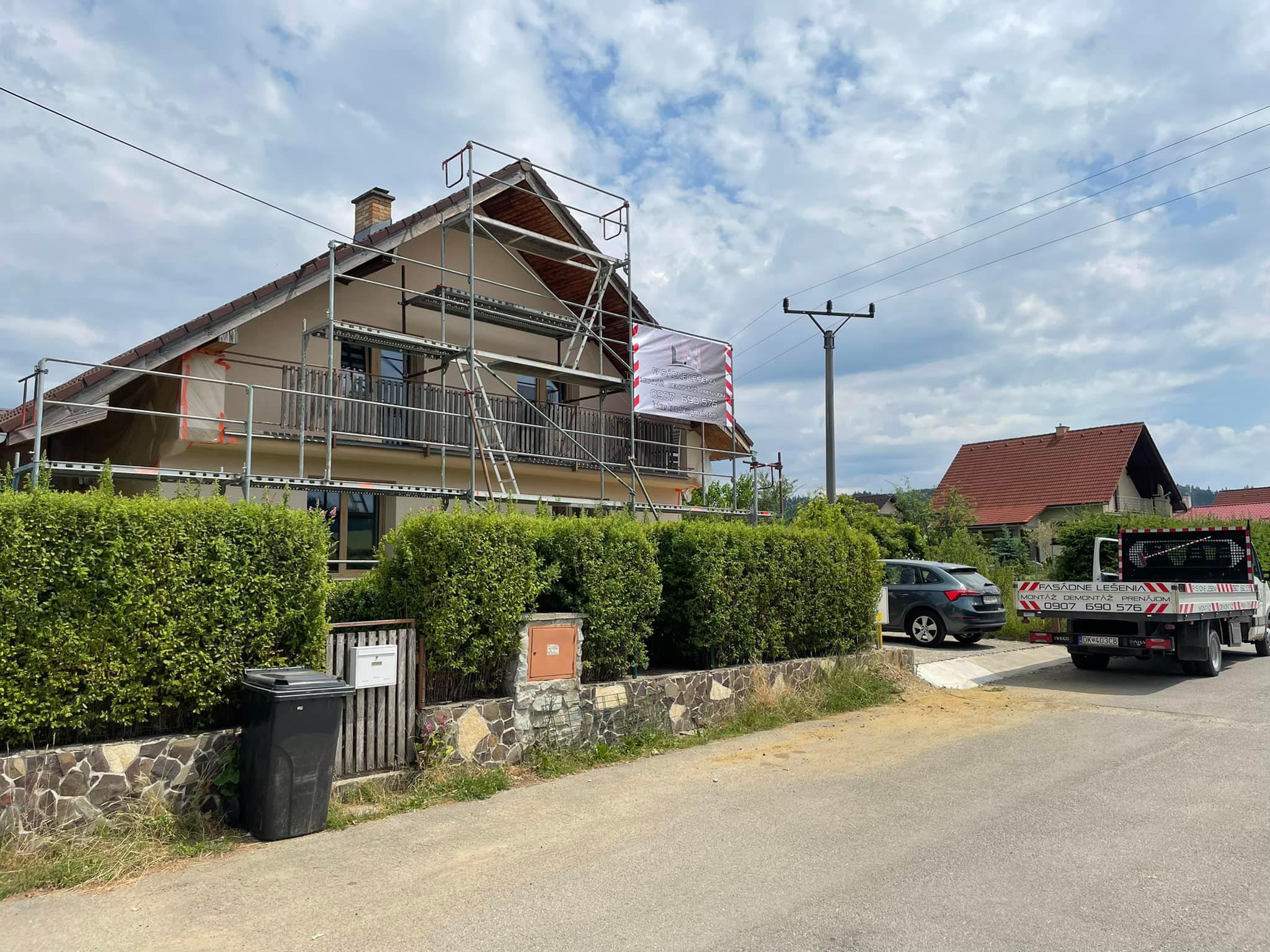 FASÁDNÉ LEŠENIA LUKAŠ KONDRK